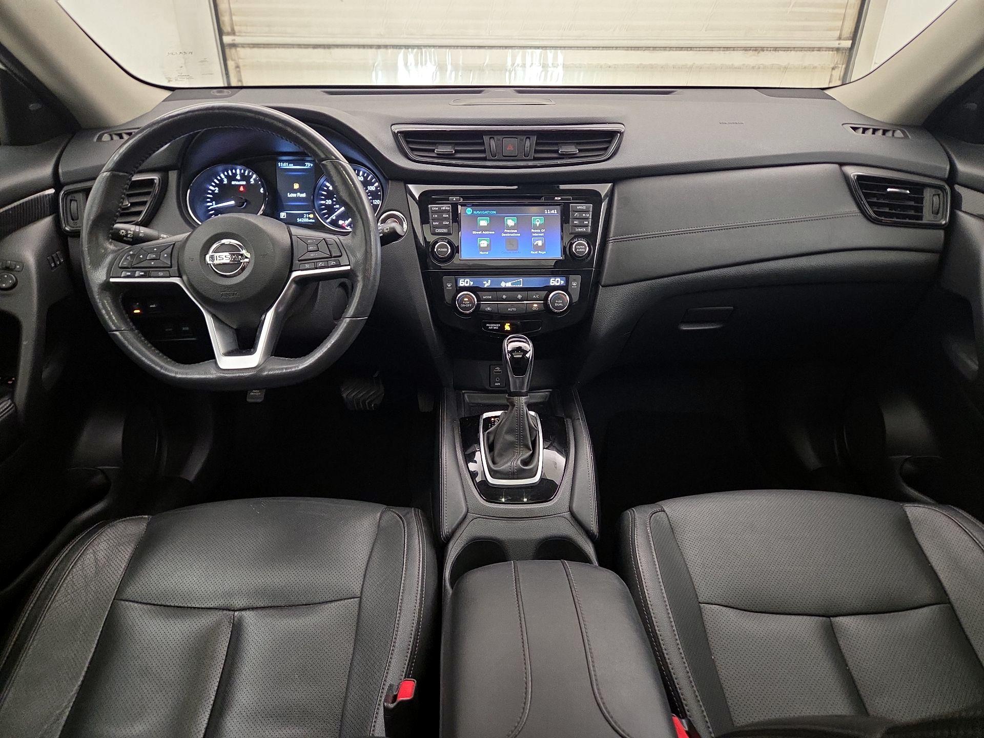 Thumbnail: 2017 Nissan Rogue - 9