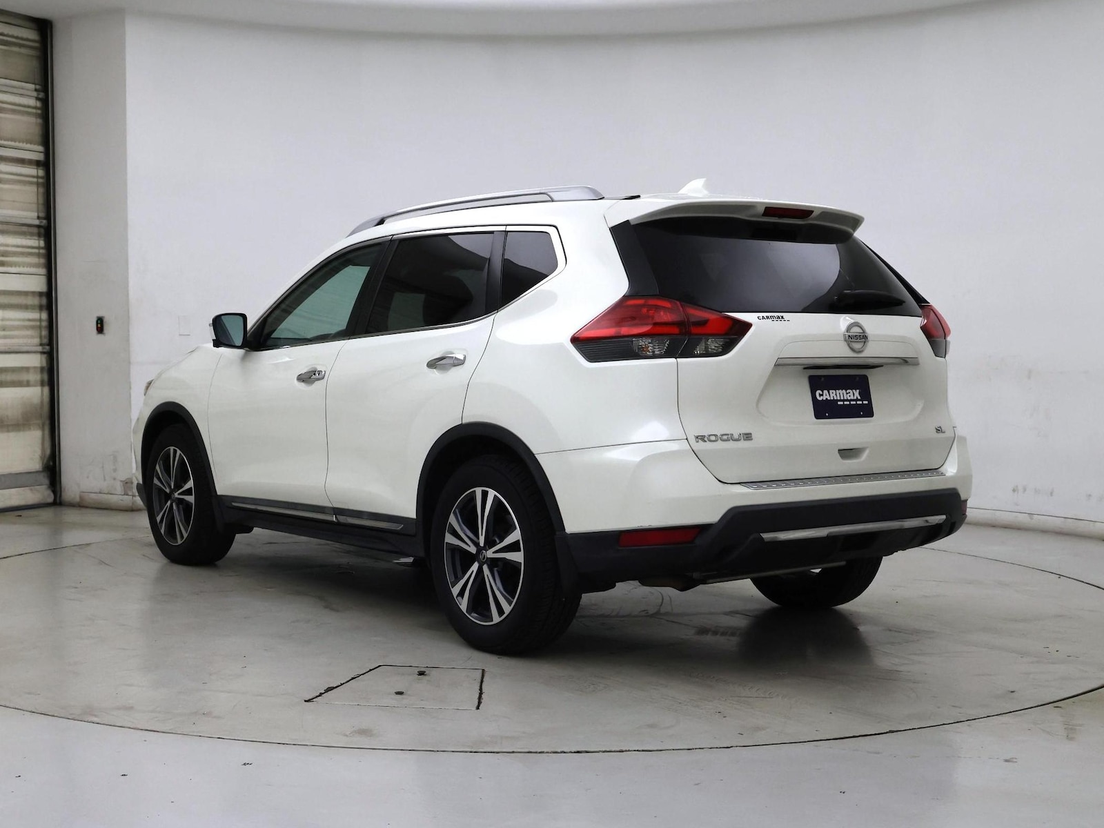 2017 Nissan Rogue SL - Photo 3