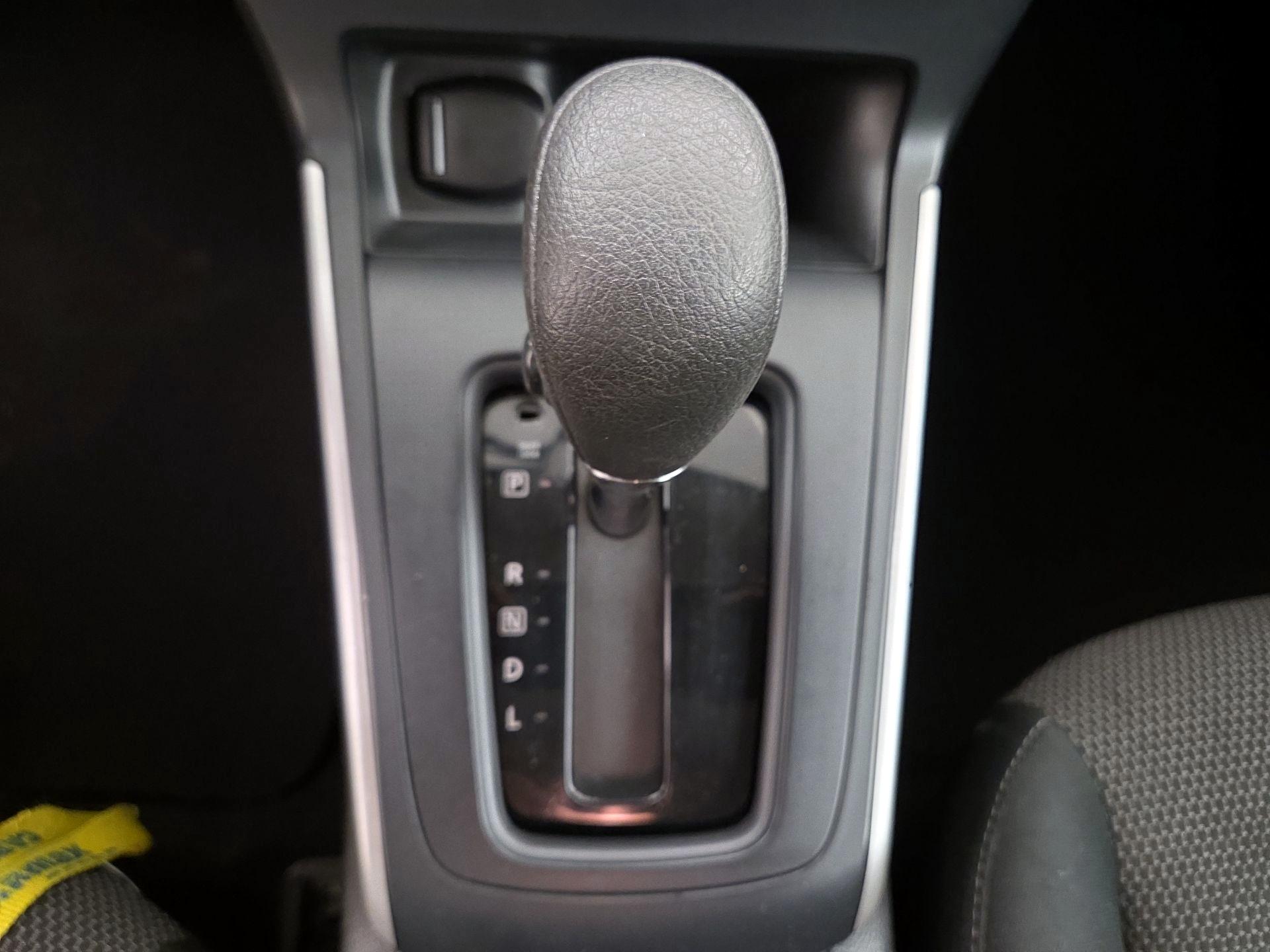 Thumbnail: 2019 Nissan Sentra - 17