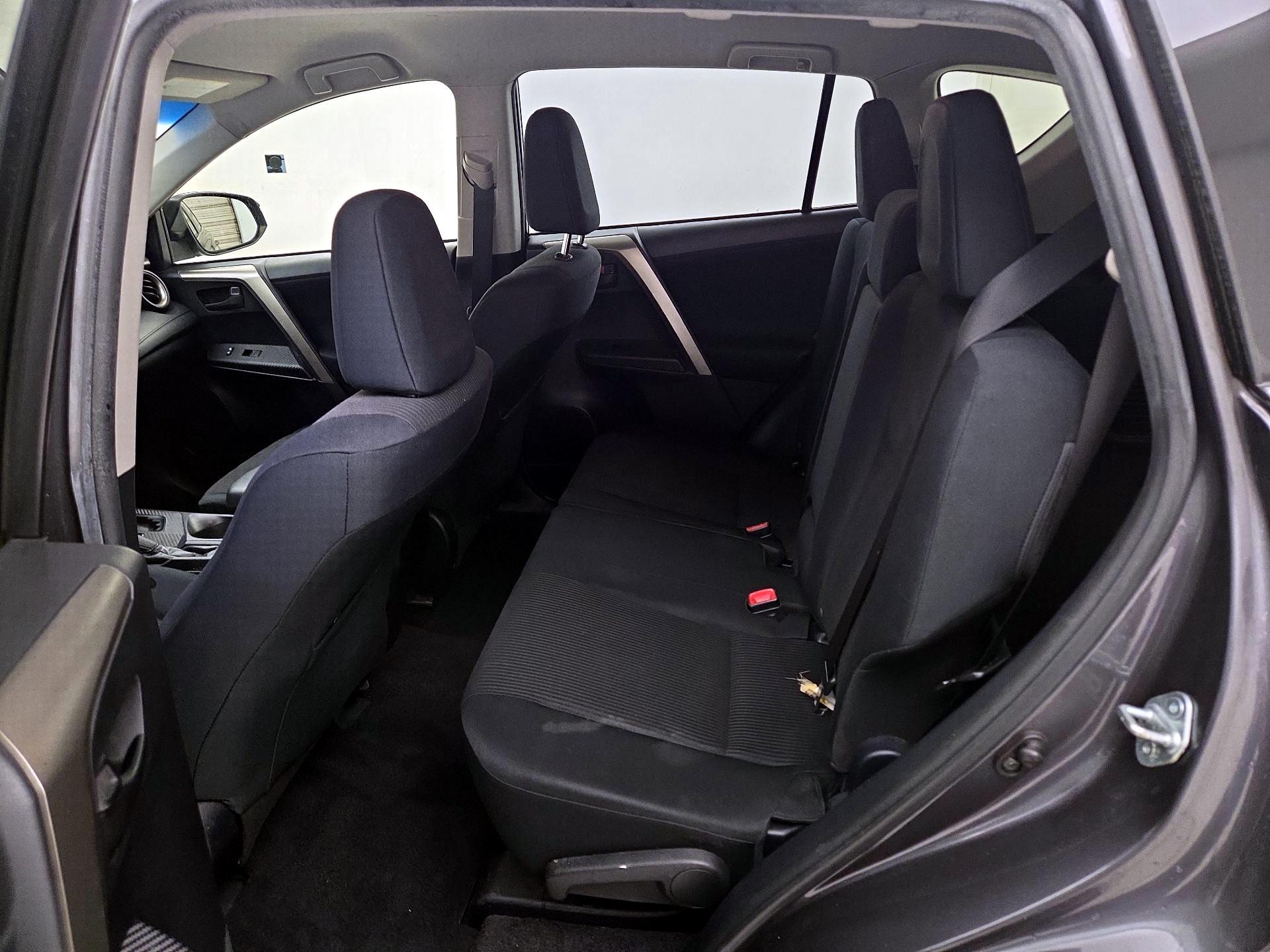 Thumbnail: 2014 Toyota RAV4 - 19