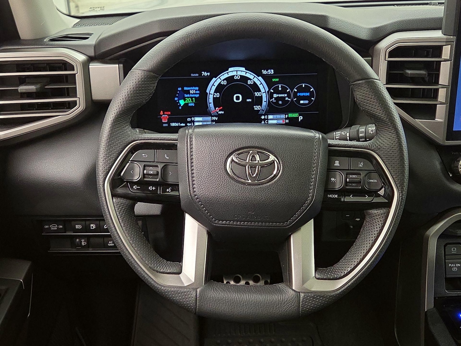 2023 Toyota Sequoia SR5 - Photo 11
