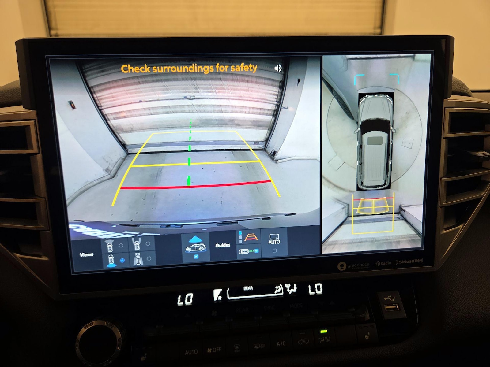 2023 Toyota Sequoia SR5 - Photo 15