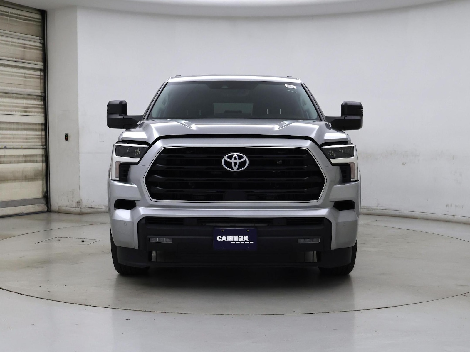 2023 Toyota Sequoia SR5 - Photo 6