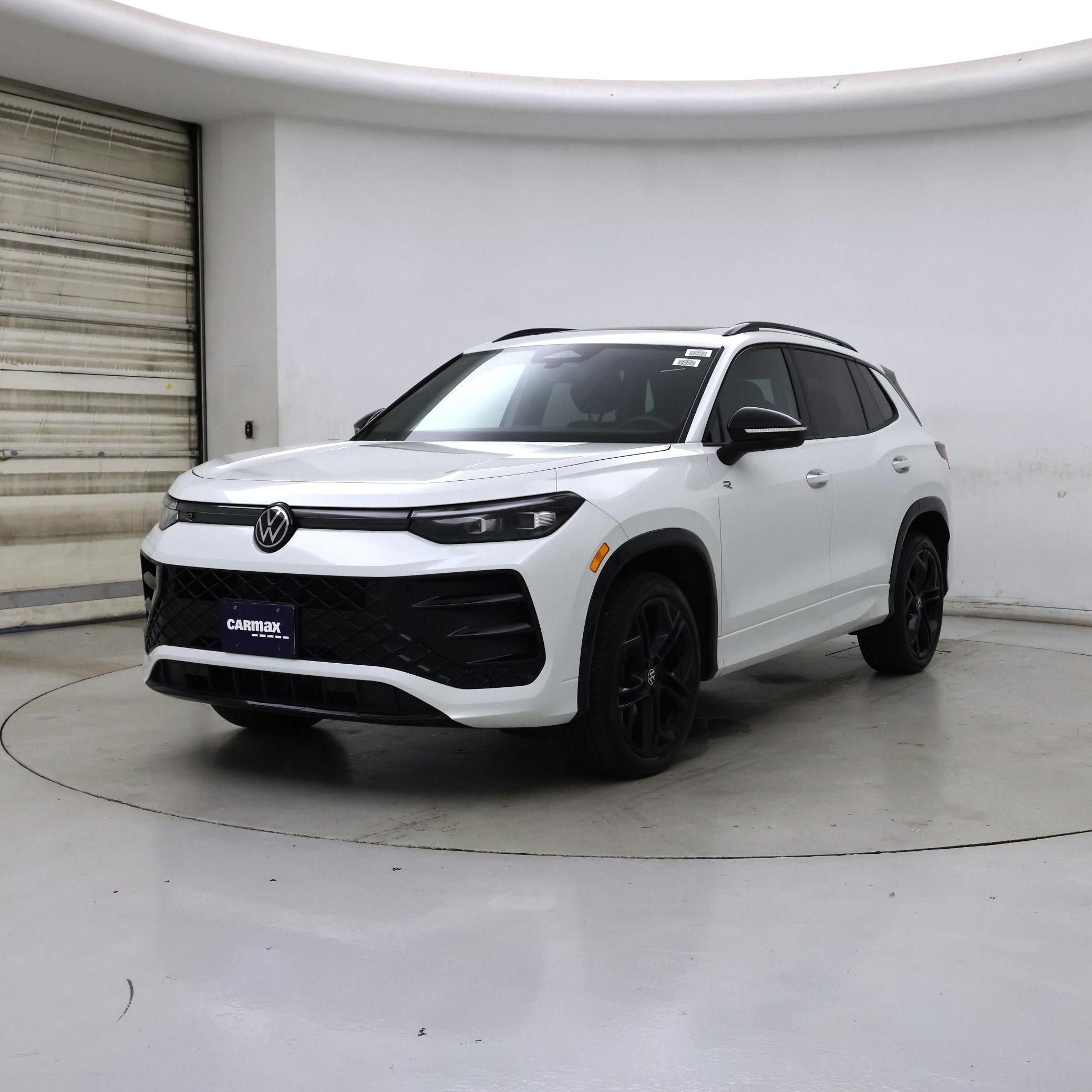 Thumbnail: 2025 Volkswagen Tiguan - 4