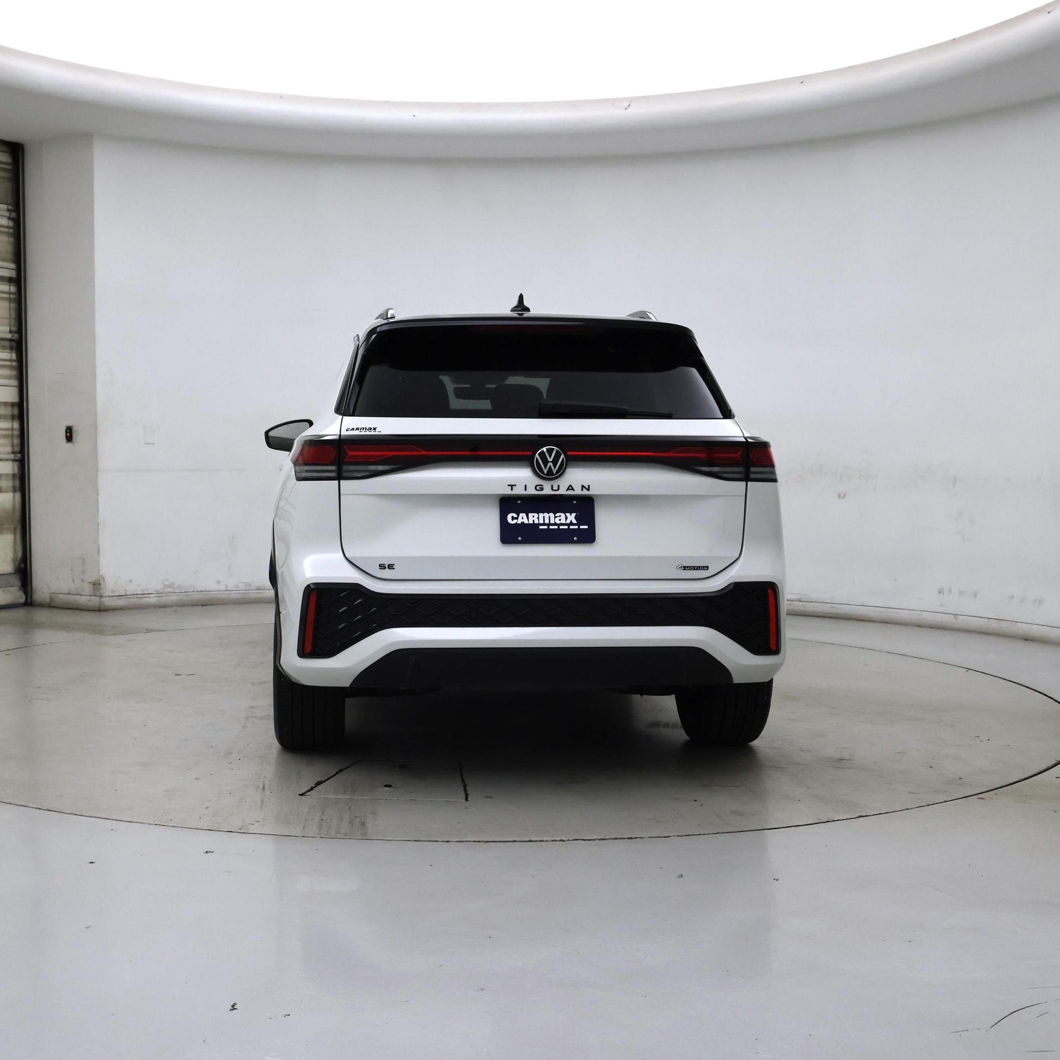 Thumbnail: 2025 Volkswagen Tiguan - 6