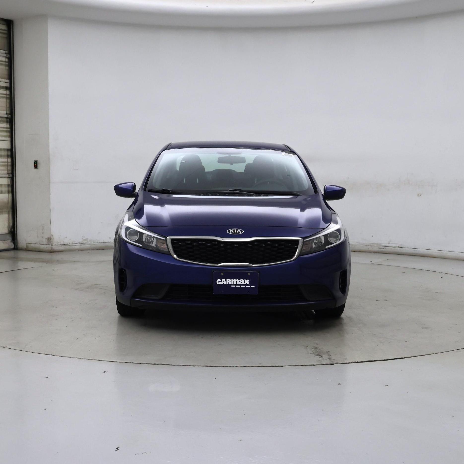Thumbnail: 2017 Kia Forte - 5