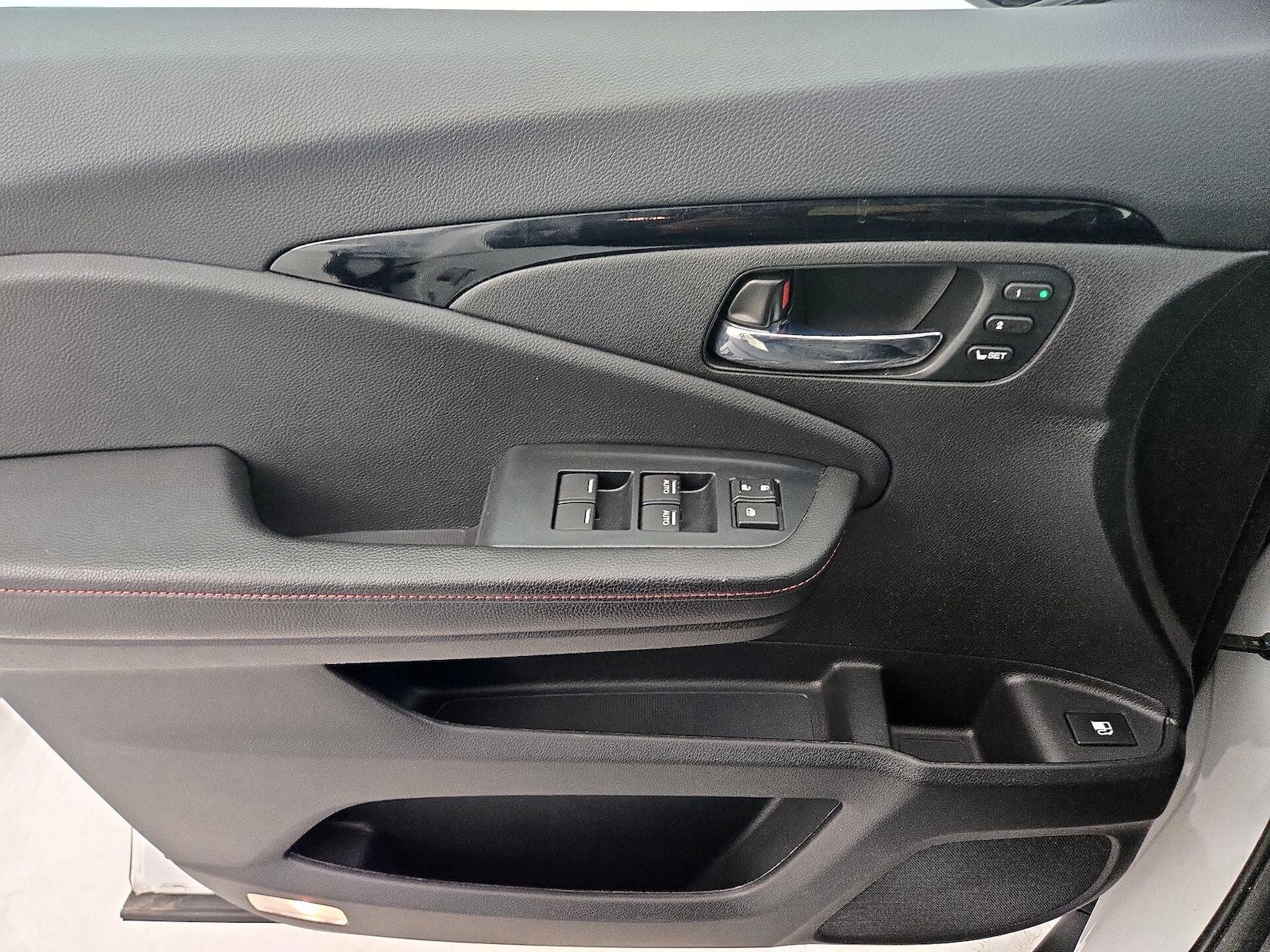 2023 Honda Ridgeline Black Edition - Photo 13