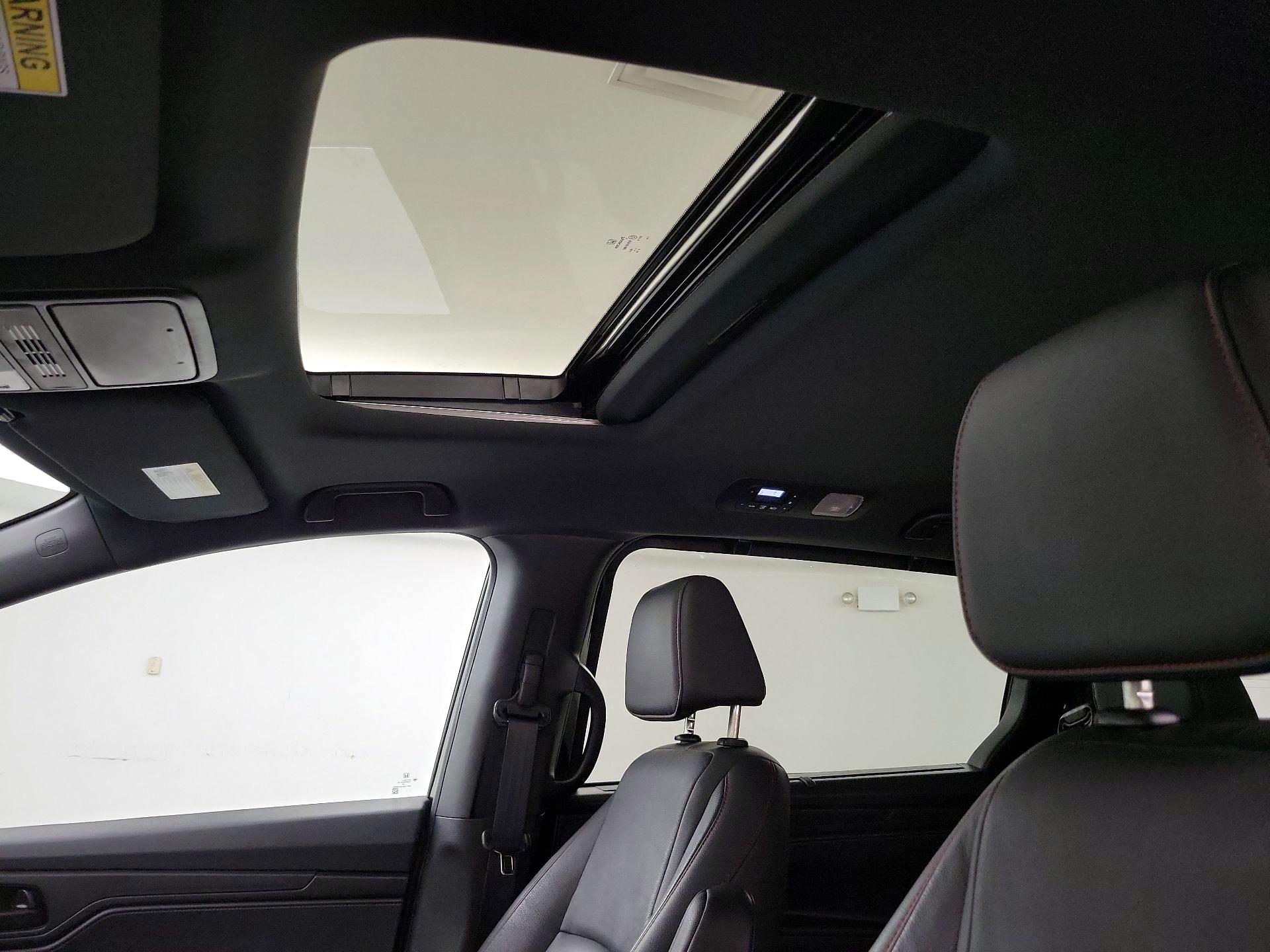 Thumbnail: 2025 Honda Odyssey - 19