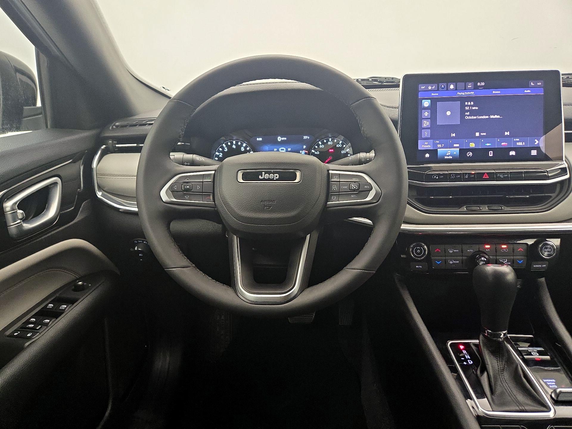 Thumbnail: 2023 Jeep Compass - 10