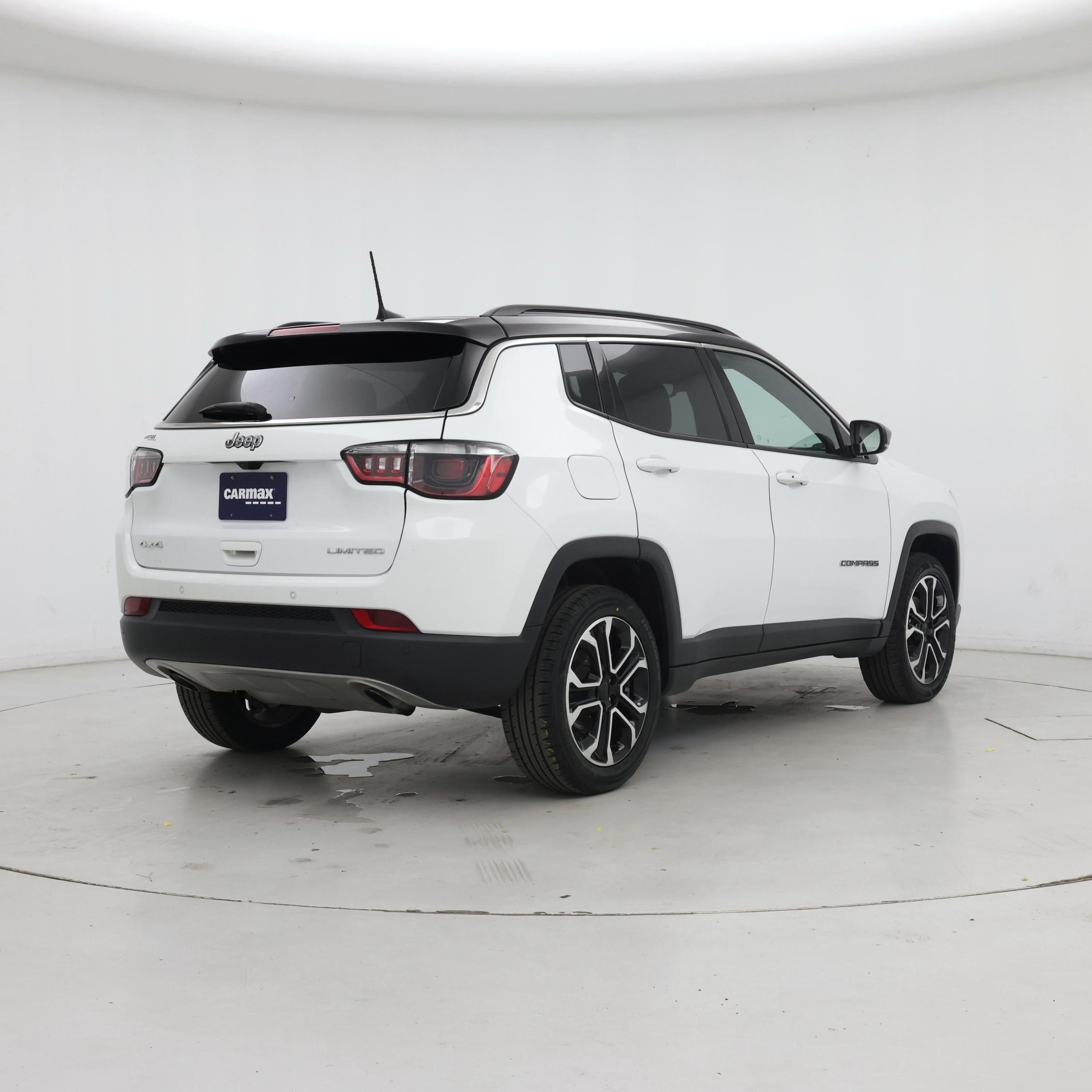 Thumbnail: 2023 Jeep Compass - 8
