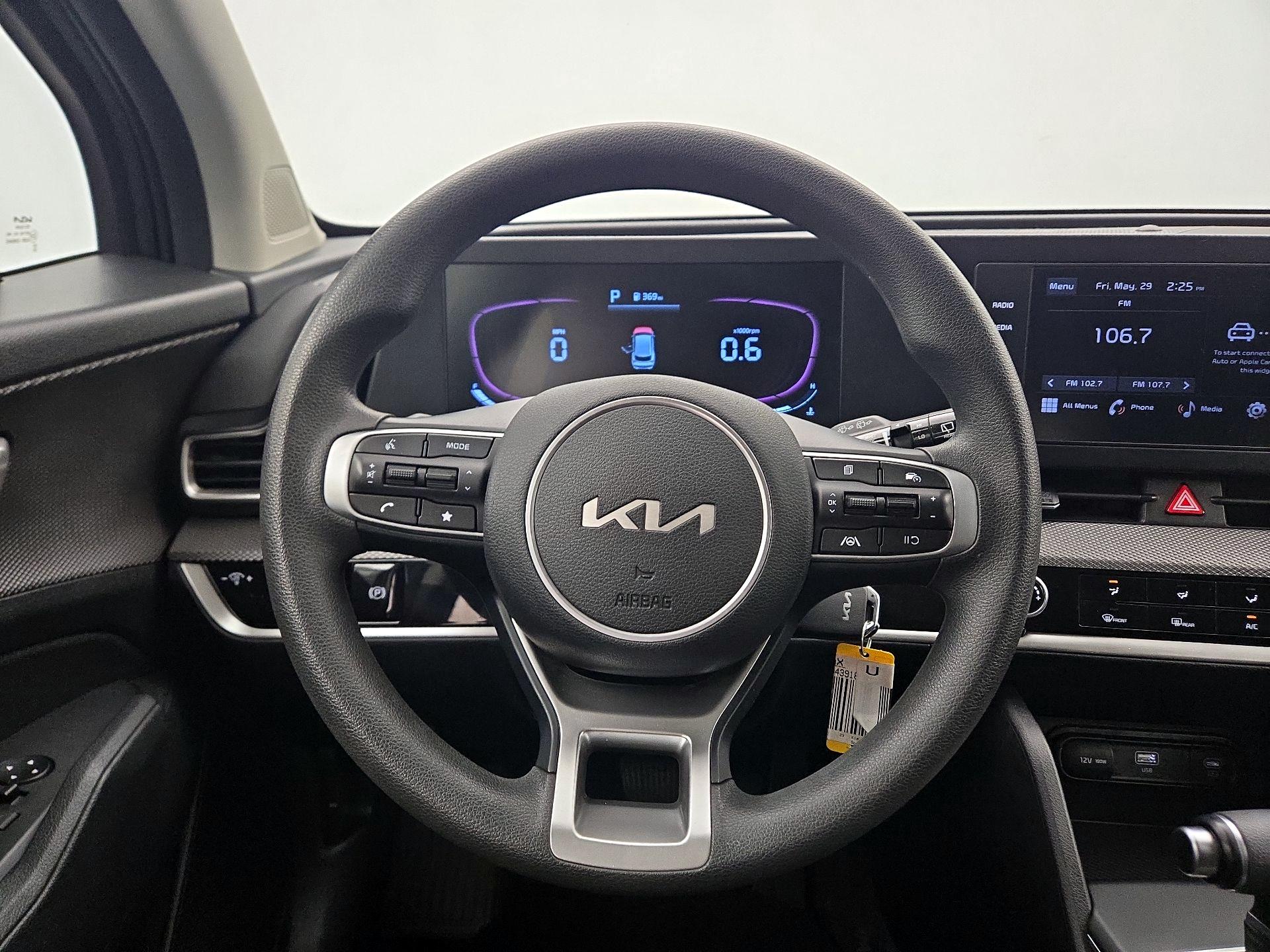 Thumbnail: 2023 Kia Sportage - 10