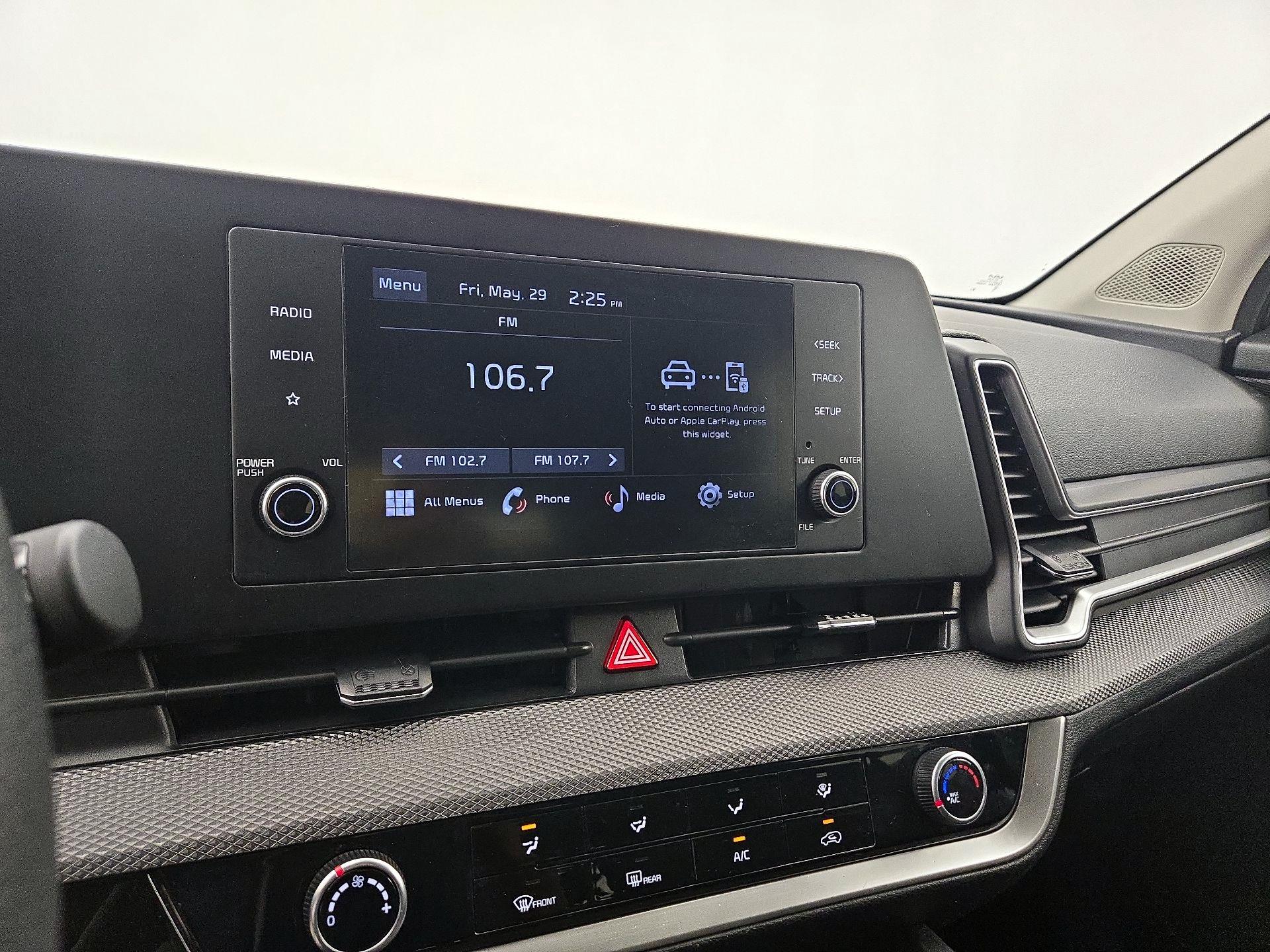 Thumbnail: 2023 Kia Sportage - 15
