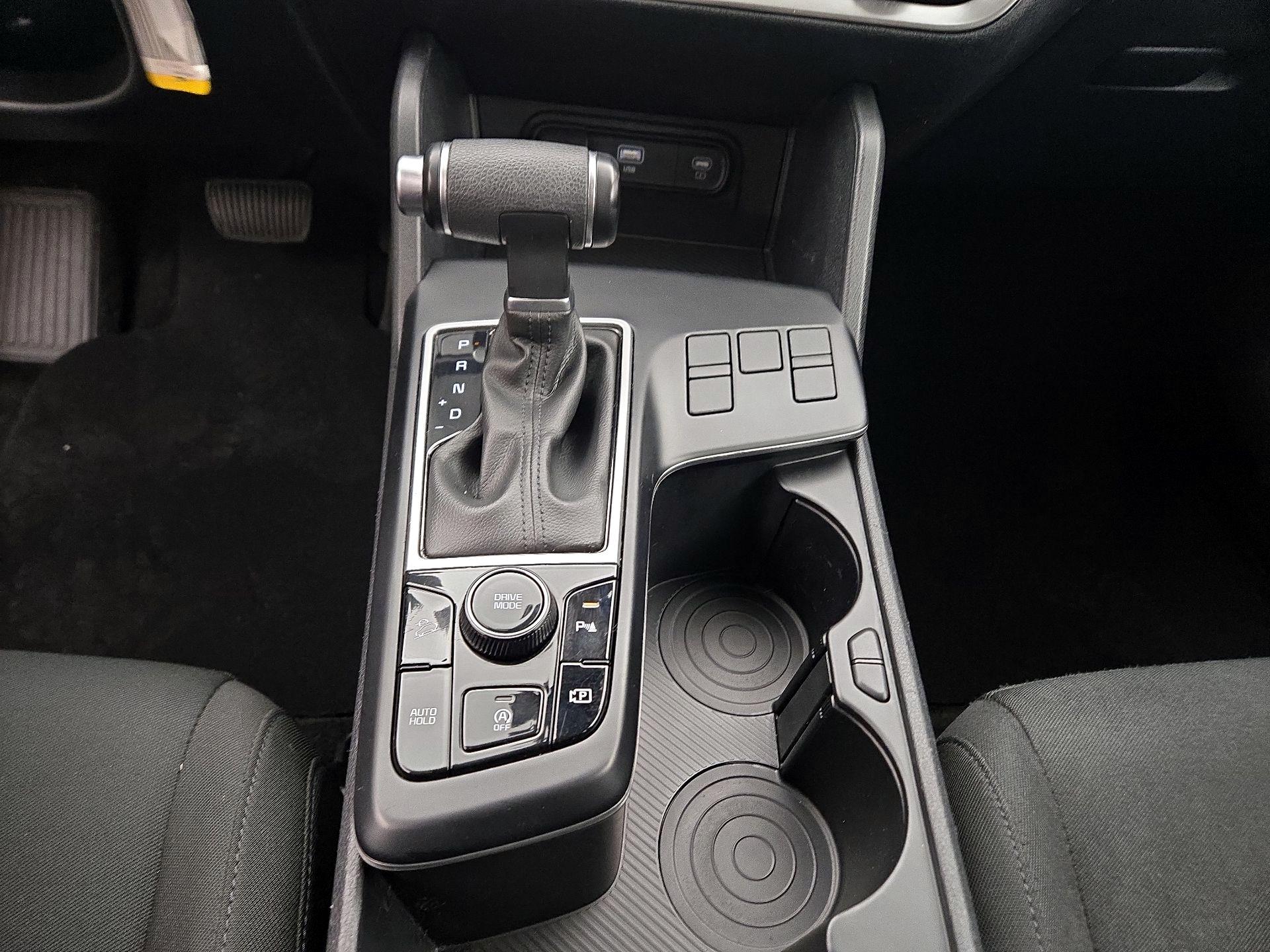 Thumbnail: 2023 Kia Sportage - 17