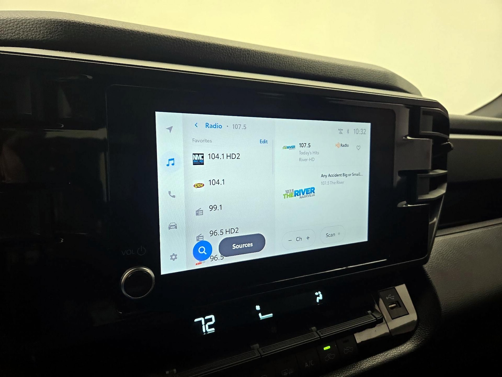 2025 Toyota Tundra SR - Photo 16