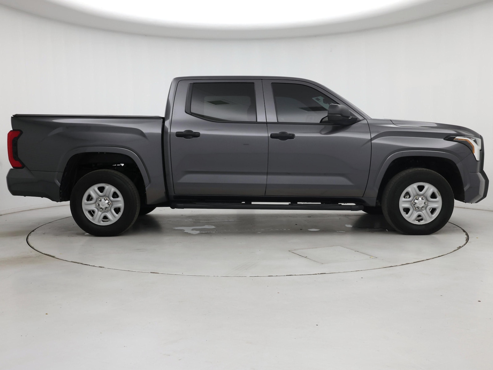 2025 Toyota Tundra SR - Photo 8