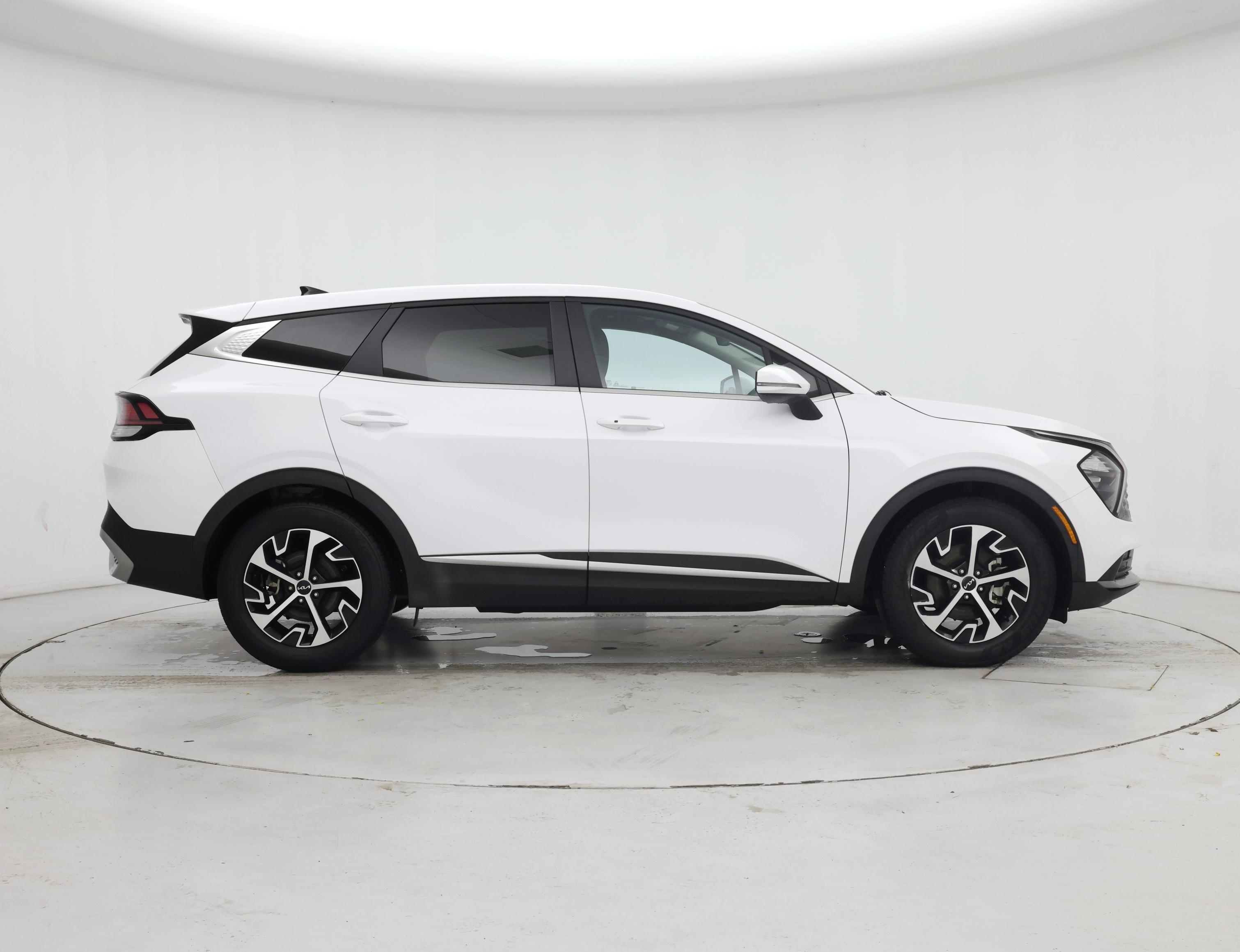 Thumbnail: 2023 Kia Sportage - 7