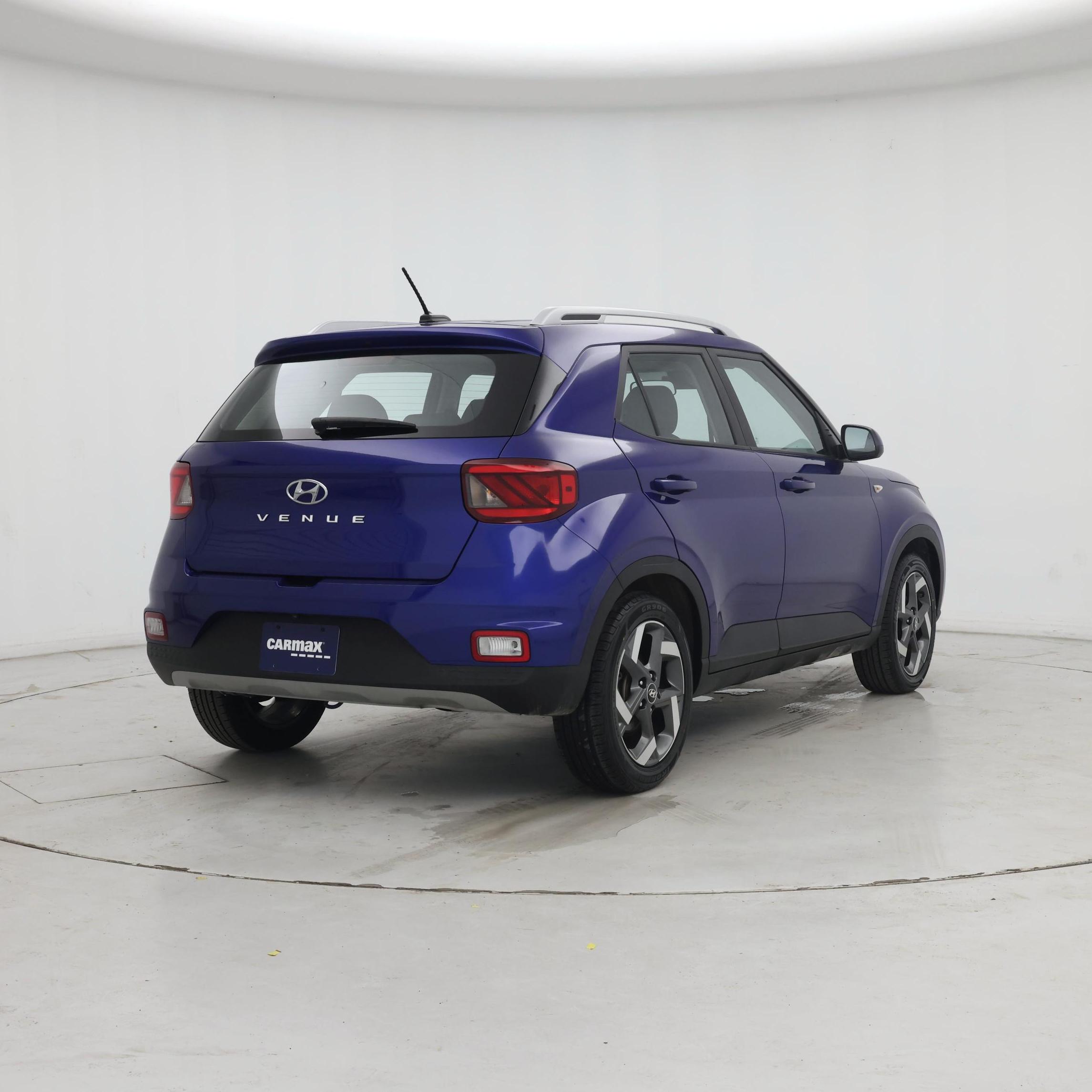 Thumbnail: 2023 Hyundai Venue - 8