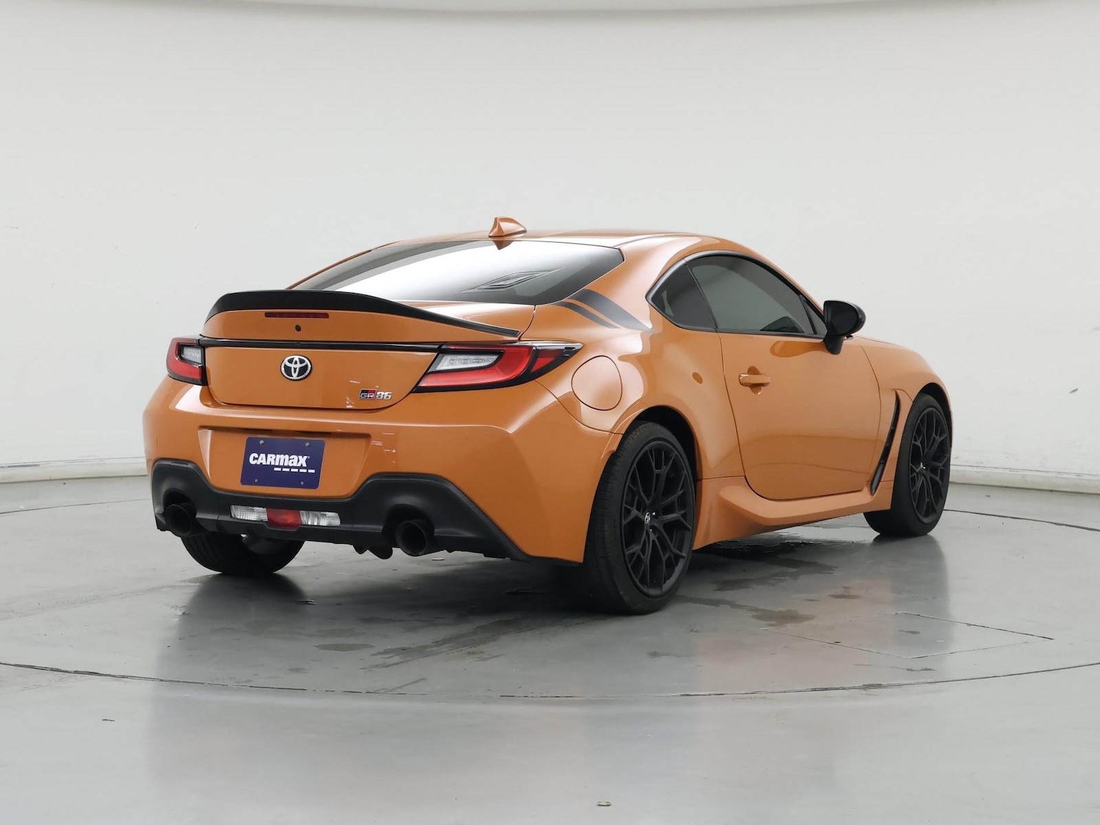2023 Toyota GR86 10th Anniversary Edition - Photo 9