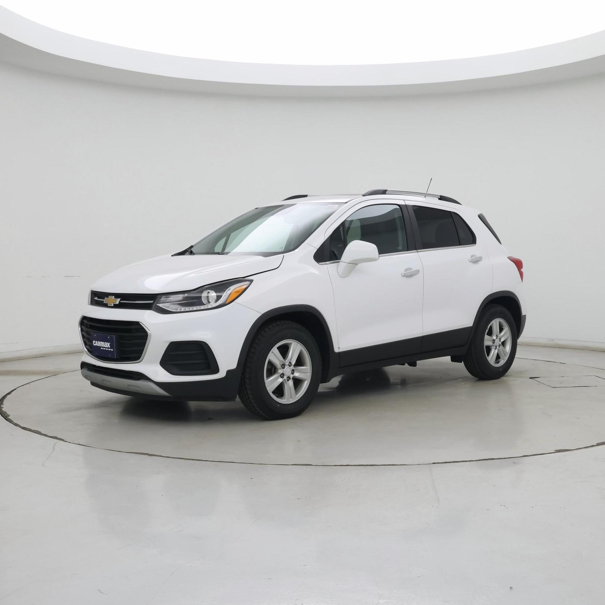 Thumbnail: 2017 Chevrolet Trax - 4