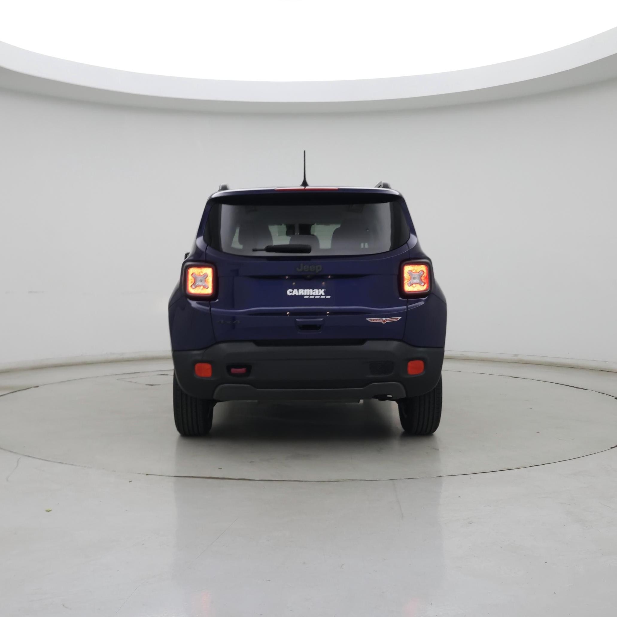 Thumbnail: 2018 Jeep Renegade - 6