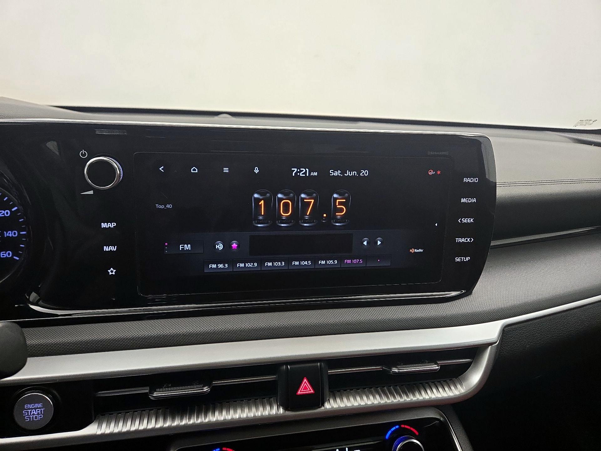 Thumbnail: 2021 Kia K5 - 16