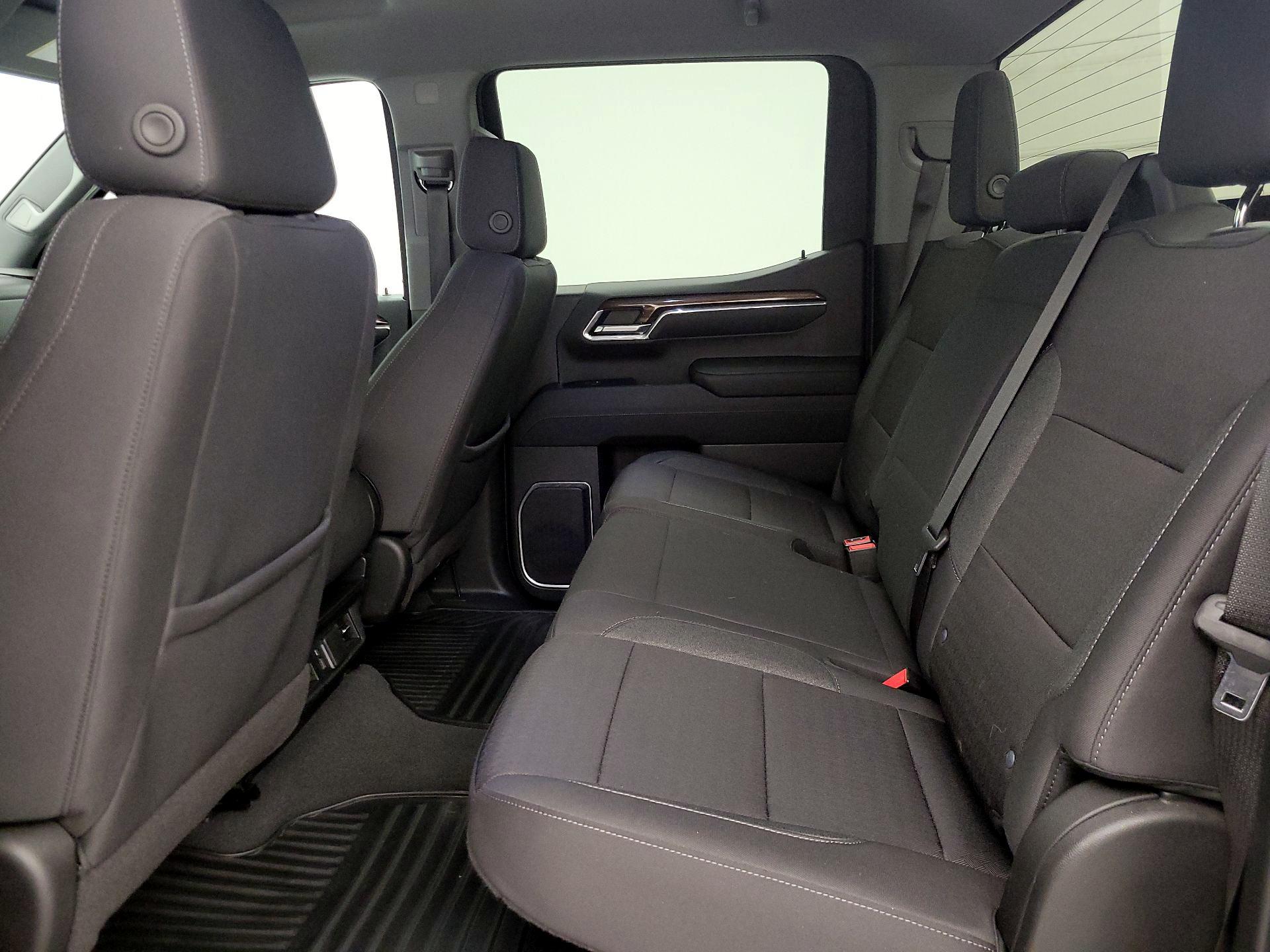 Thumbnail: 2023 Chevrolet Silverado 1500 - 19