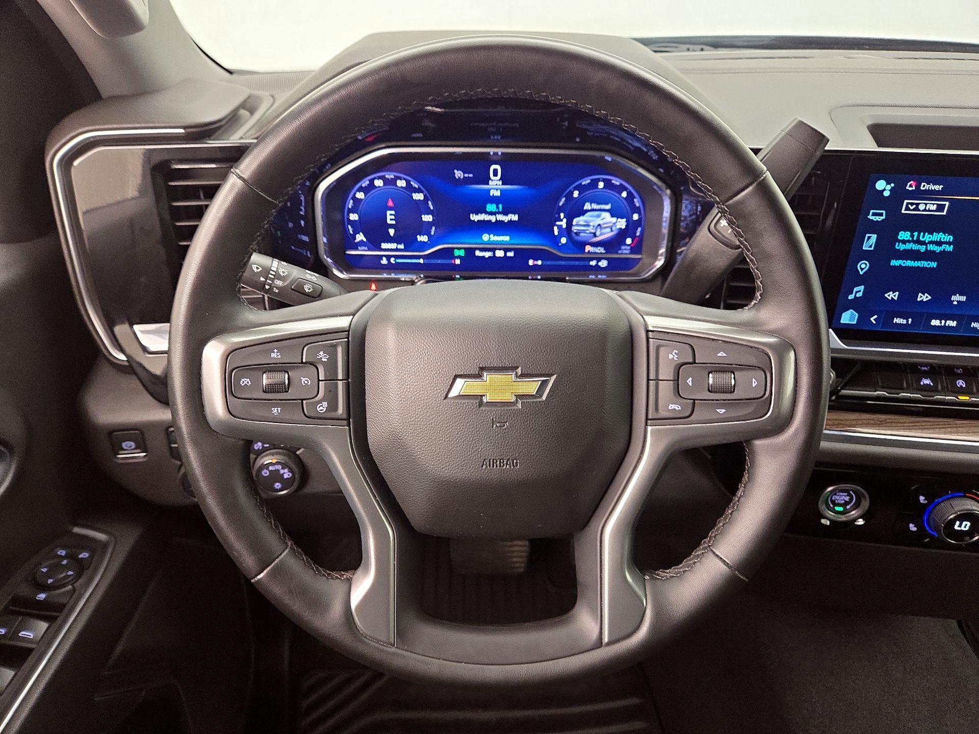 Thumbnail: 2023 Chevrolet Silverado 1500 - 10