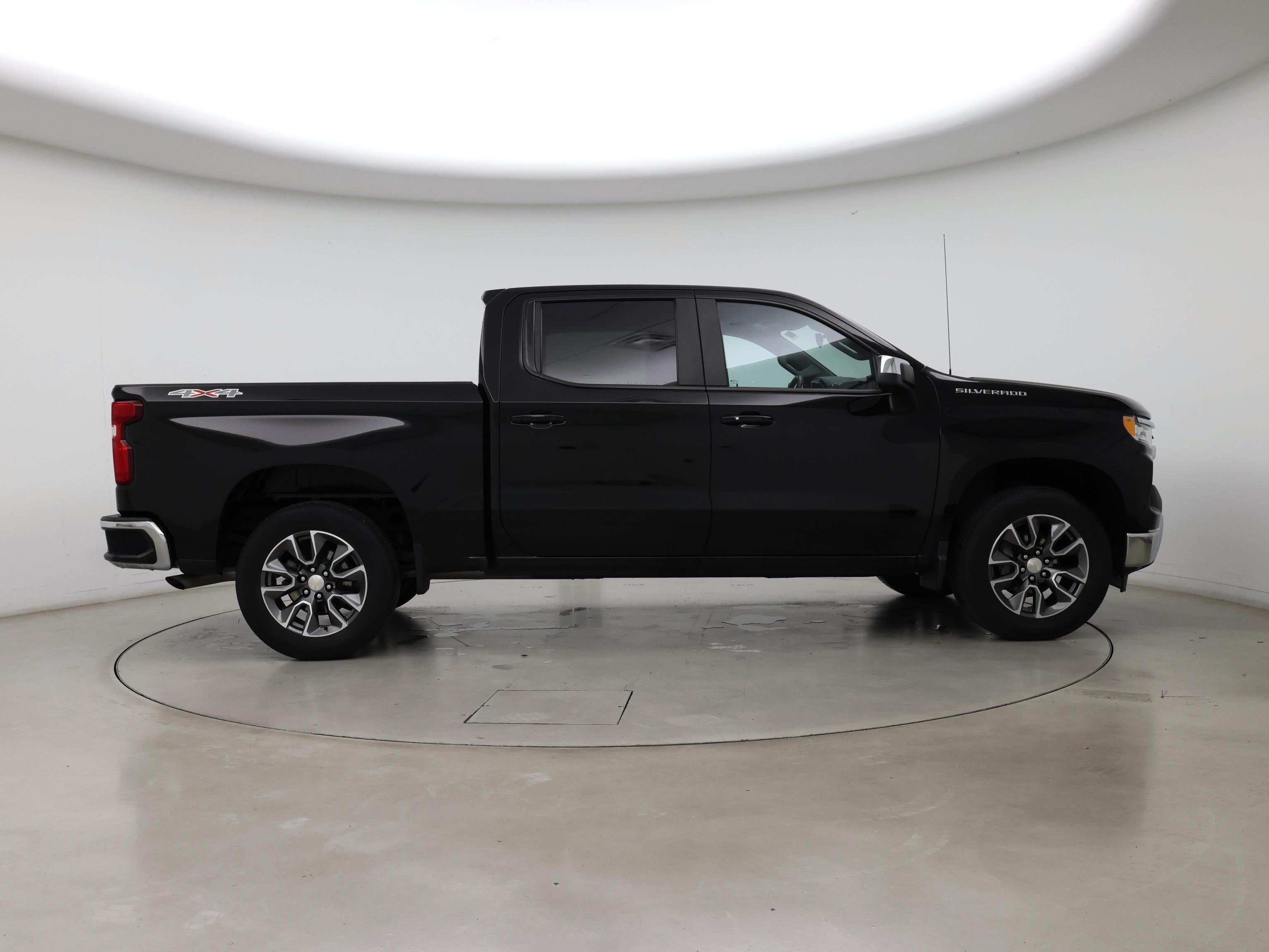 Thumbnail: 2023 Chevrolet Silverado 1500 - 7