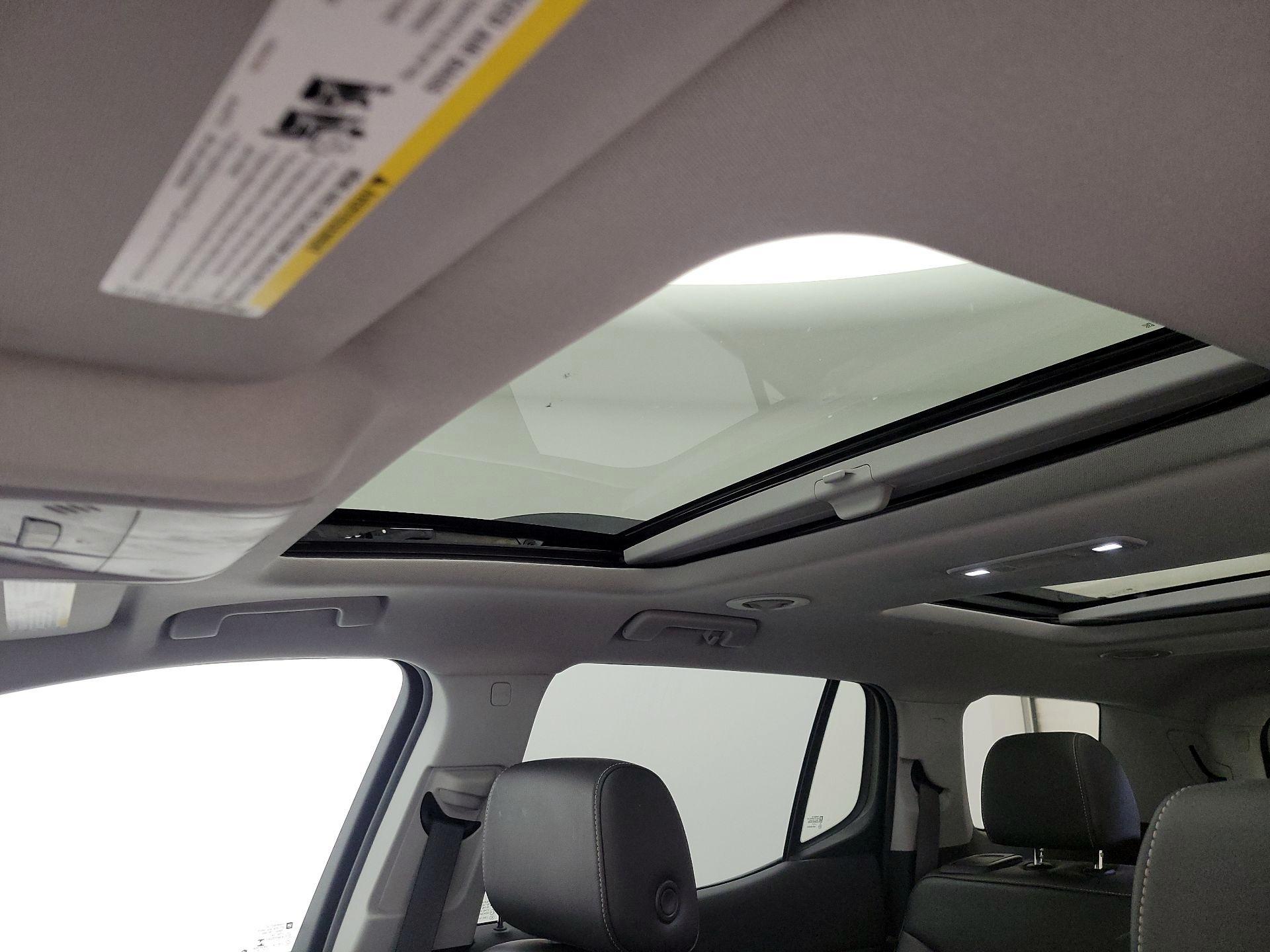 Thumbnail: 2023 GMC Acadia - 19