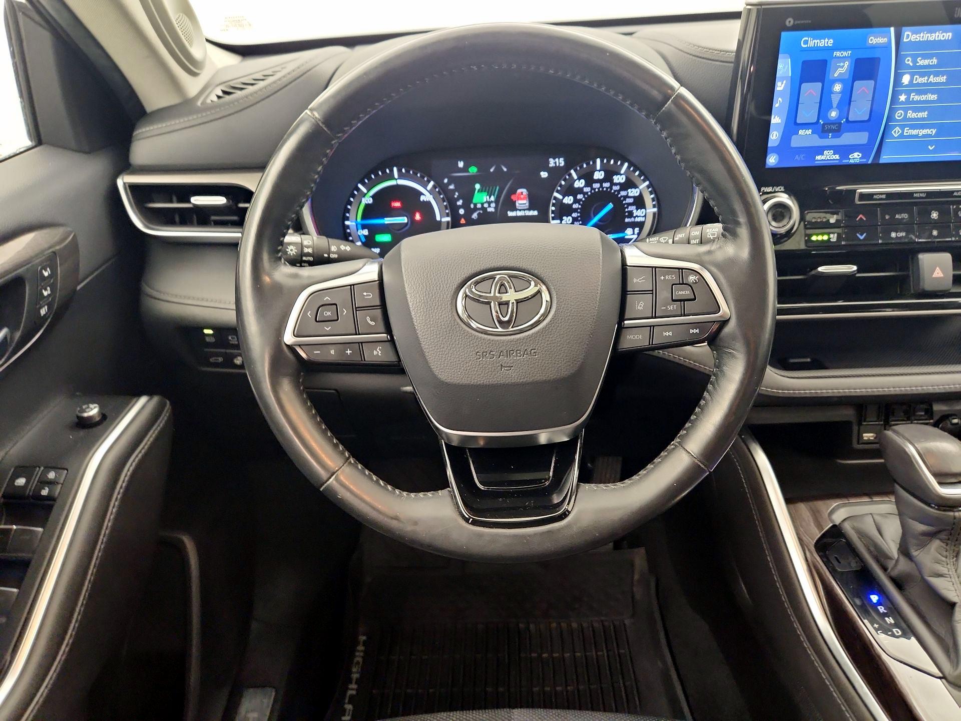 Thumbnail: 2020 Toyota Highlander - 10