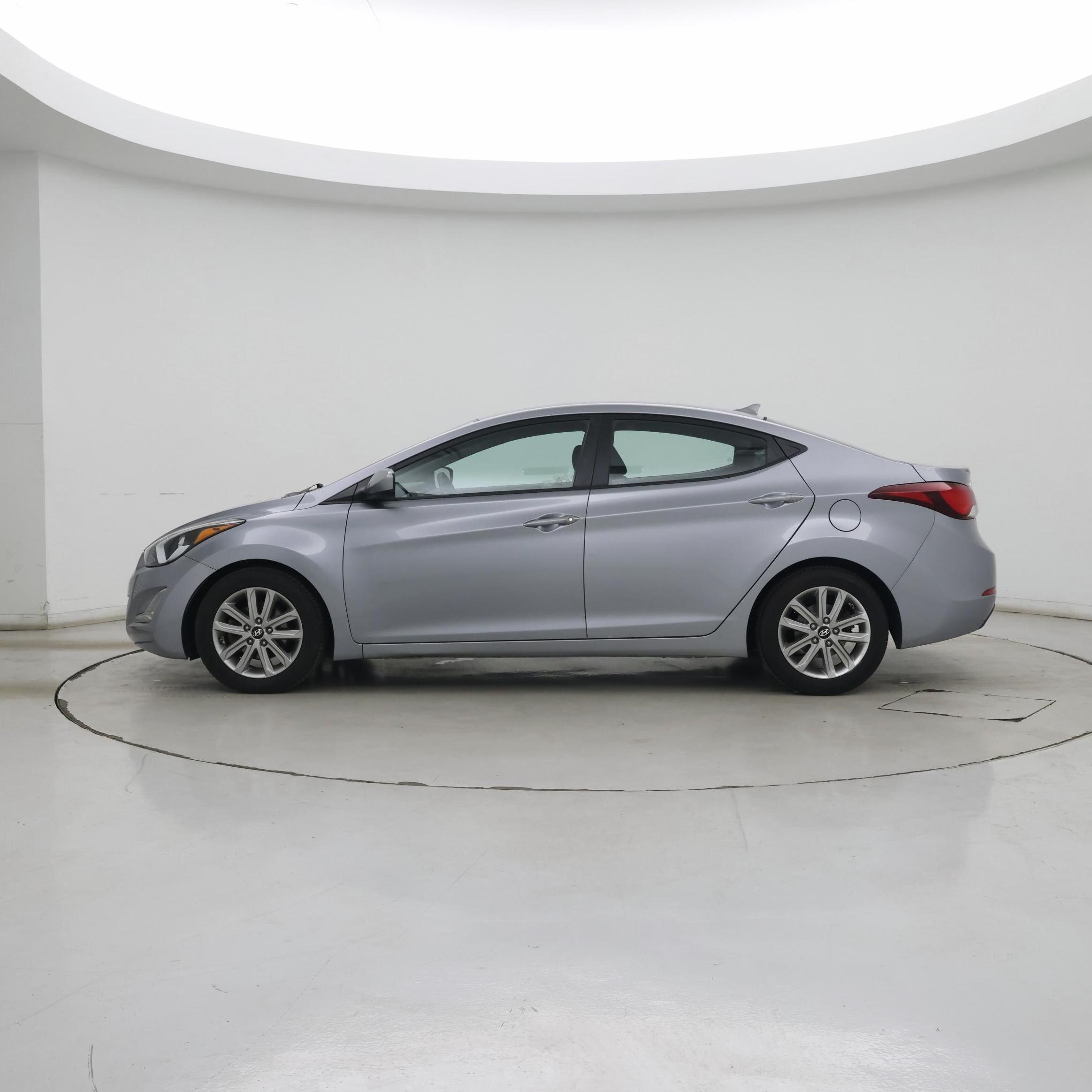 Thumbnail: 2015 Hyundai Elantra - 3