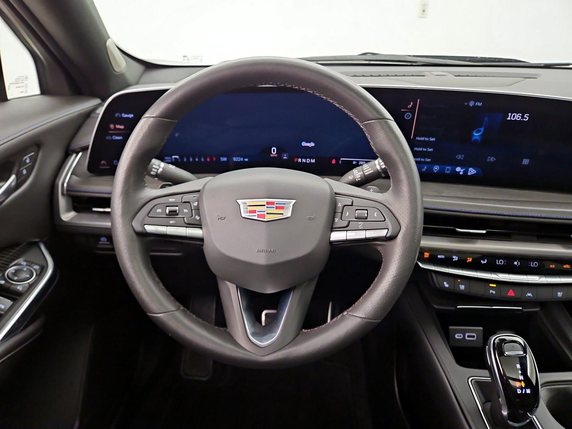 Thumbnail: 2024 Cadillac XT4 - 10