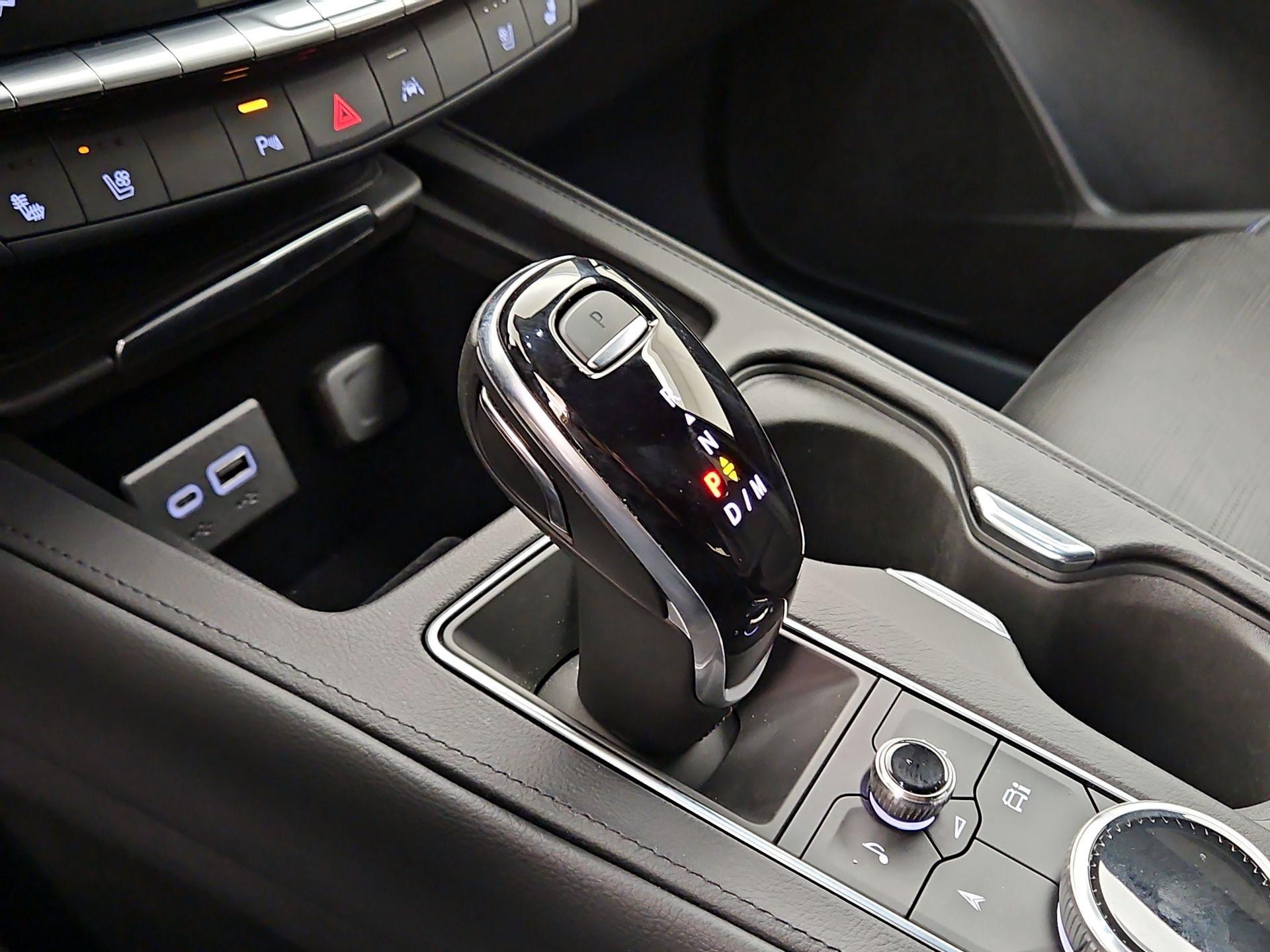 Thumbnail: 2024 Cadillac XT4 - 18