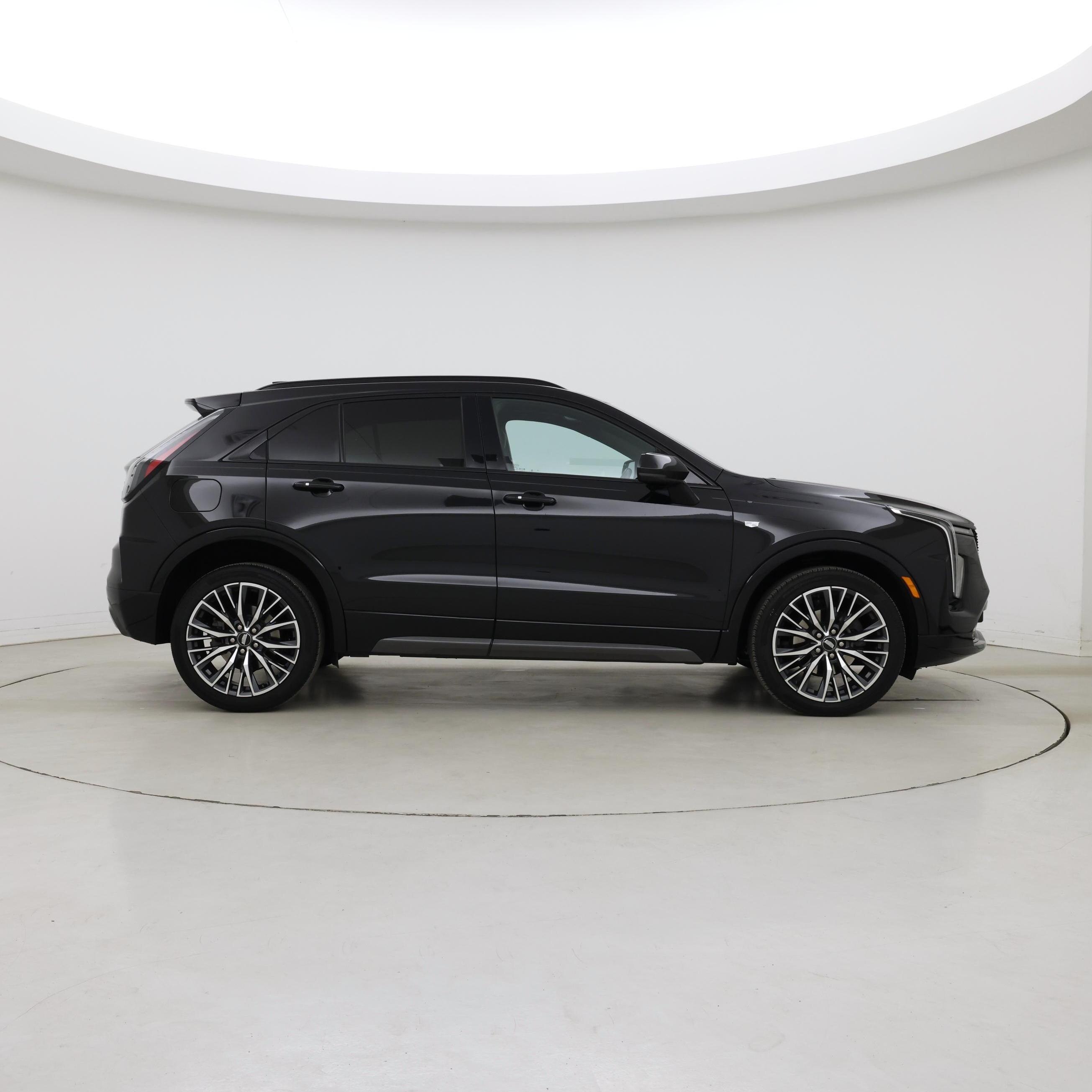 Thumbnail: 2024 Cadillac XT4 - 7