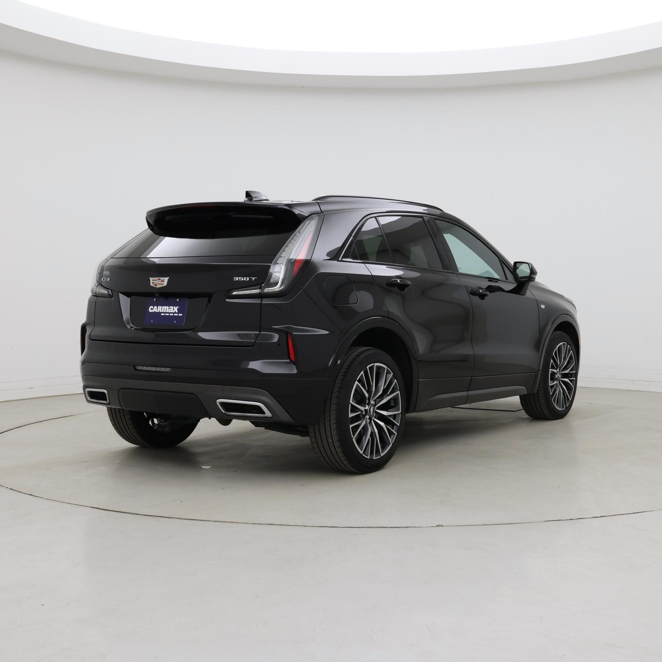 Thumbnail: 2024 Cadillac XT4 - 8