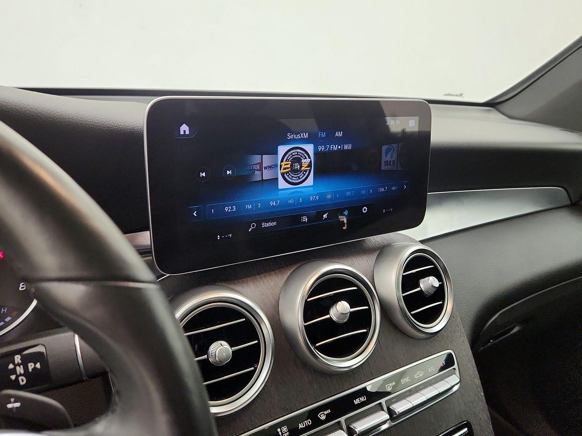 Thumbnail: 2020 Mercedes-Benz GLC - 16