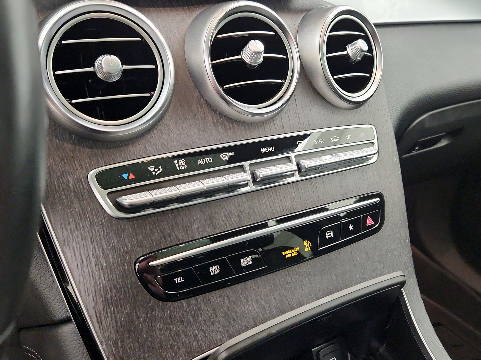 Thumbnail: 2020 Mercedes-Benz GLC - 17