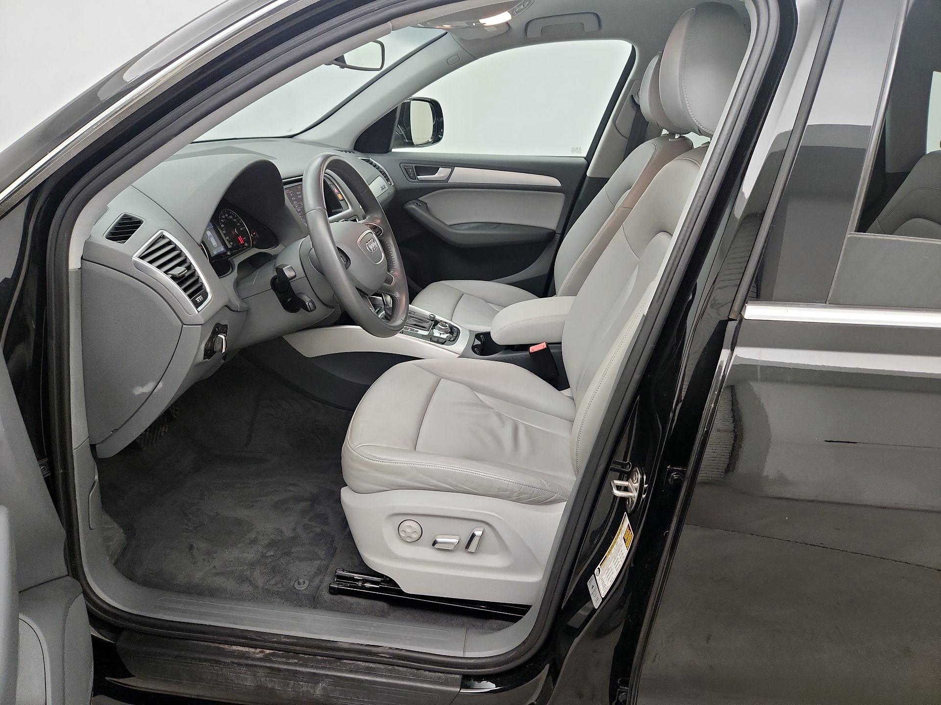 Thumbnail: 2015 Audi Q5 - 11