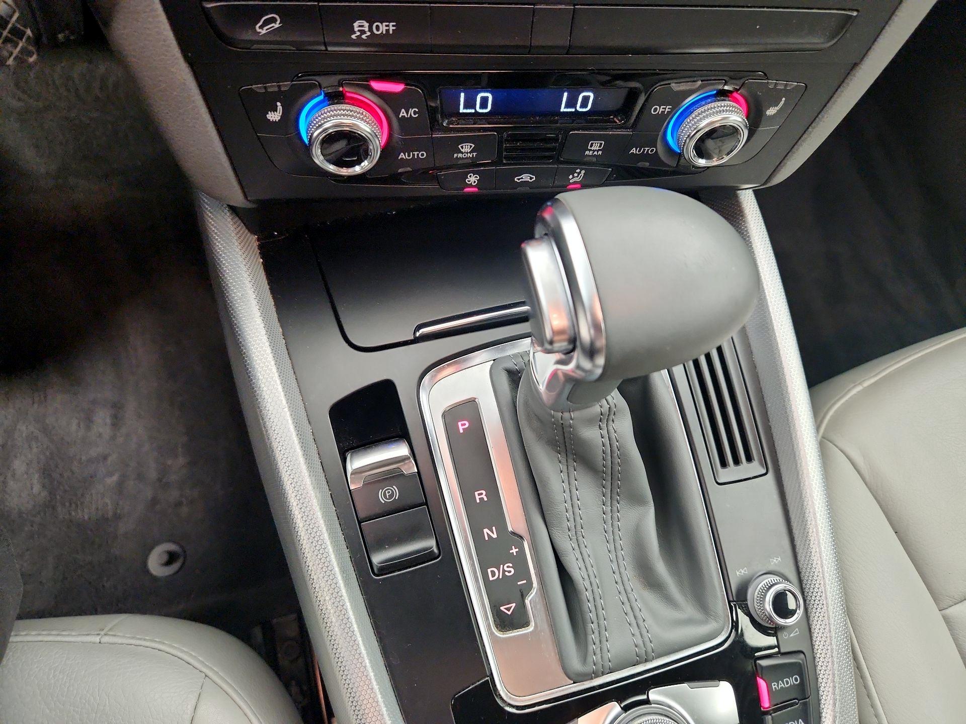 Thumbnail: 2015 Audi Q5 - 16
