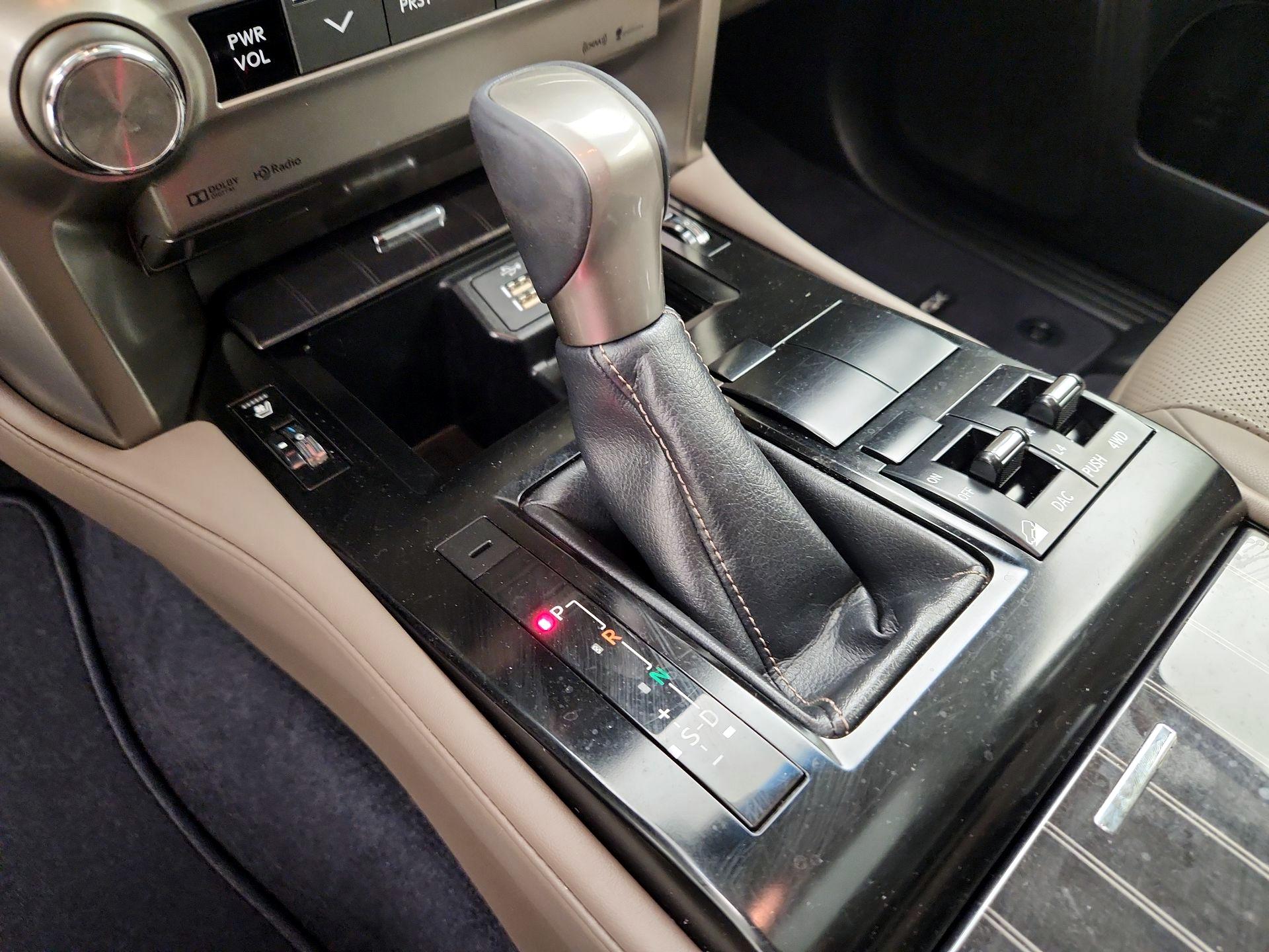 Thumbnail: 2020 Lexus GX - 18