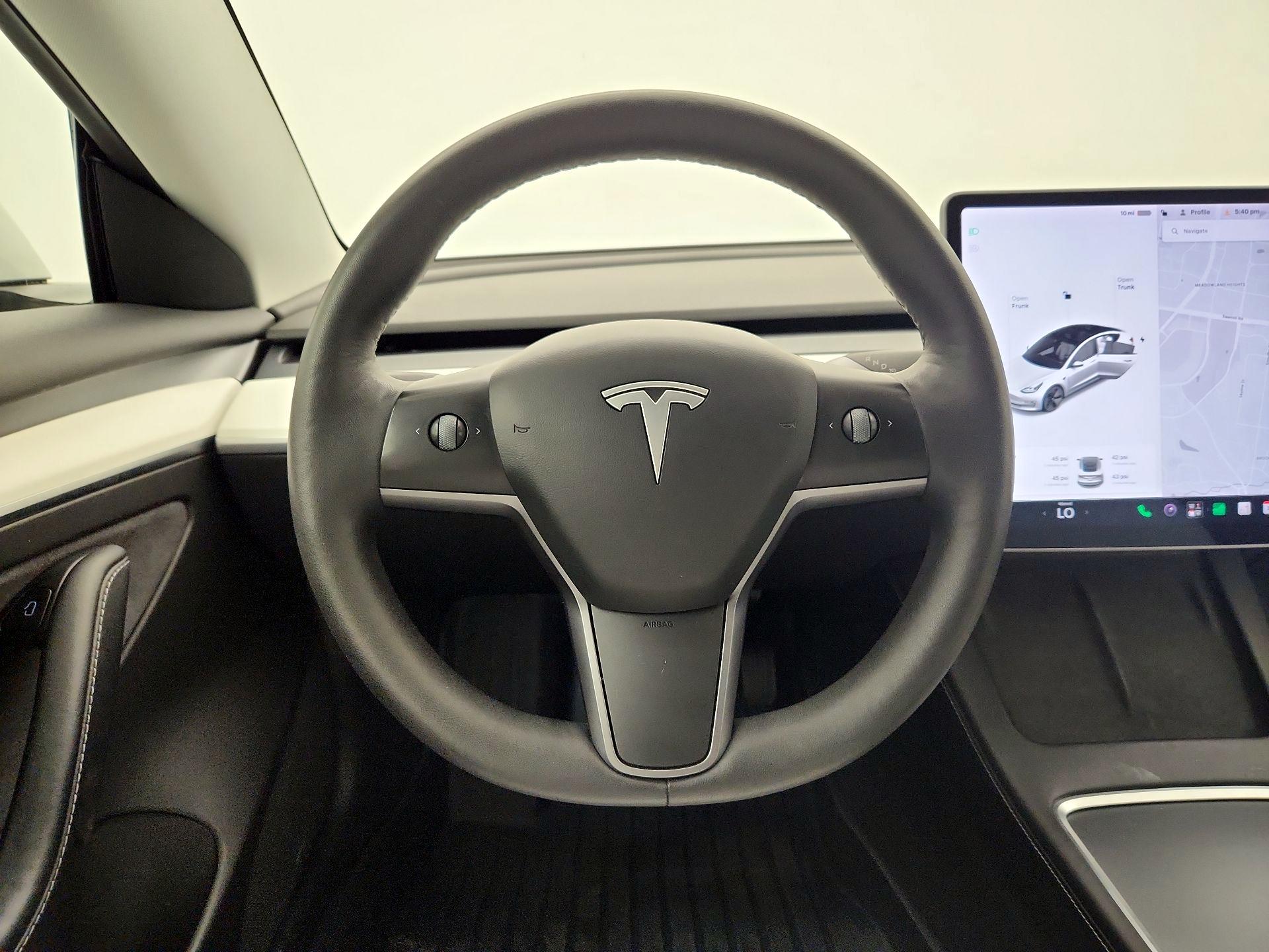 Thumbnail: 2022 Tesla Model 3 - 10