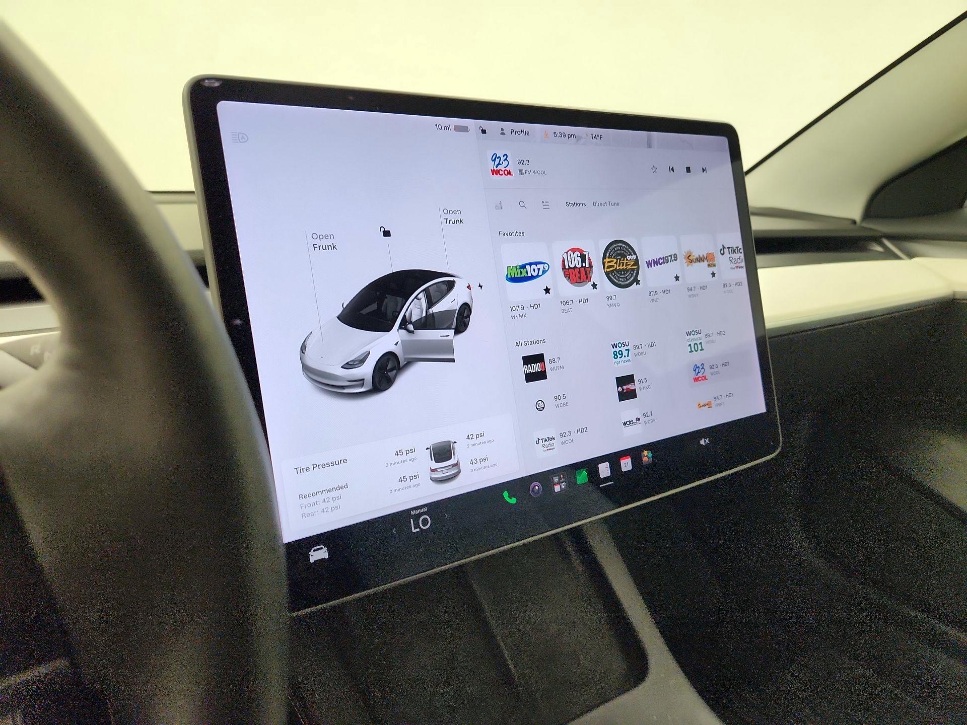 Thumbnail: 2022 Tesla Model 3 - 15