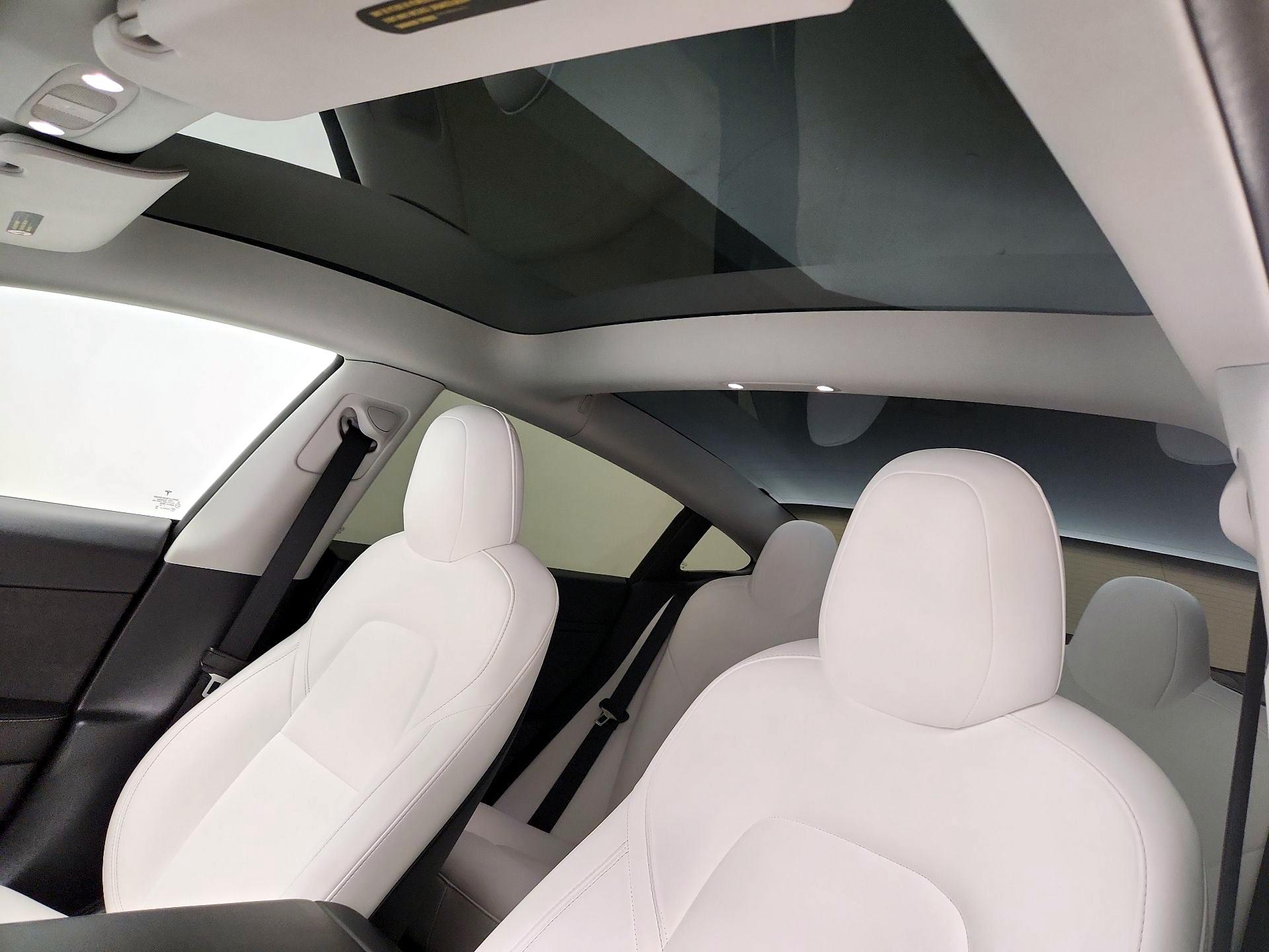Thumbnail: 2022 Tesla Model 3 - 18