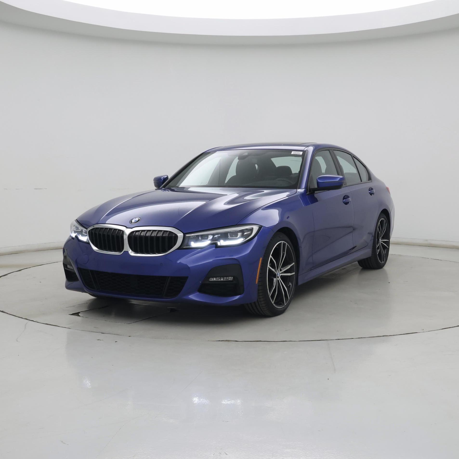 Thumbnail: 2019 BMW 3 Series - 4