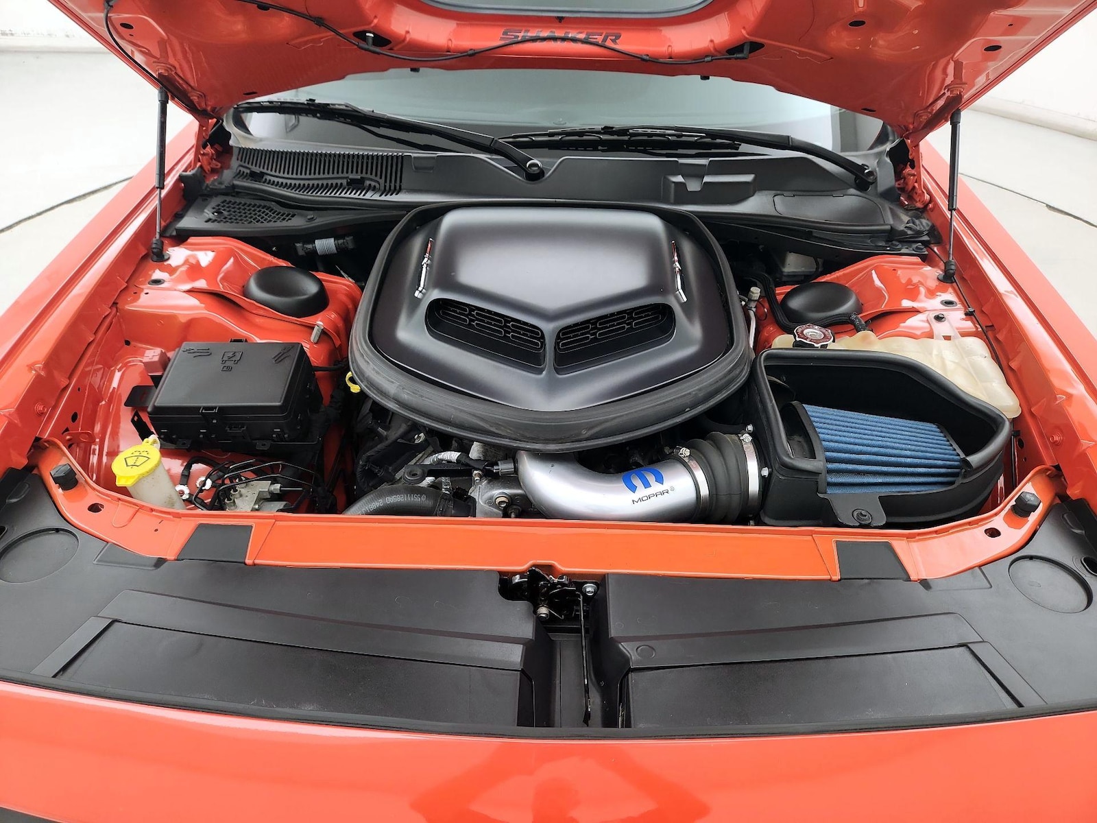 2016 Dodge Challenger R/T - Photo 20