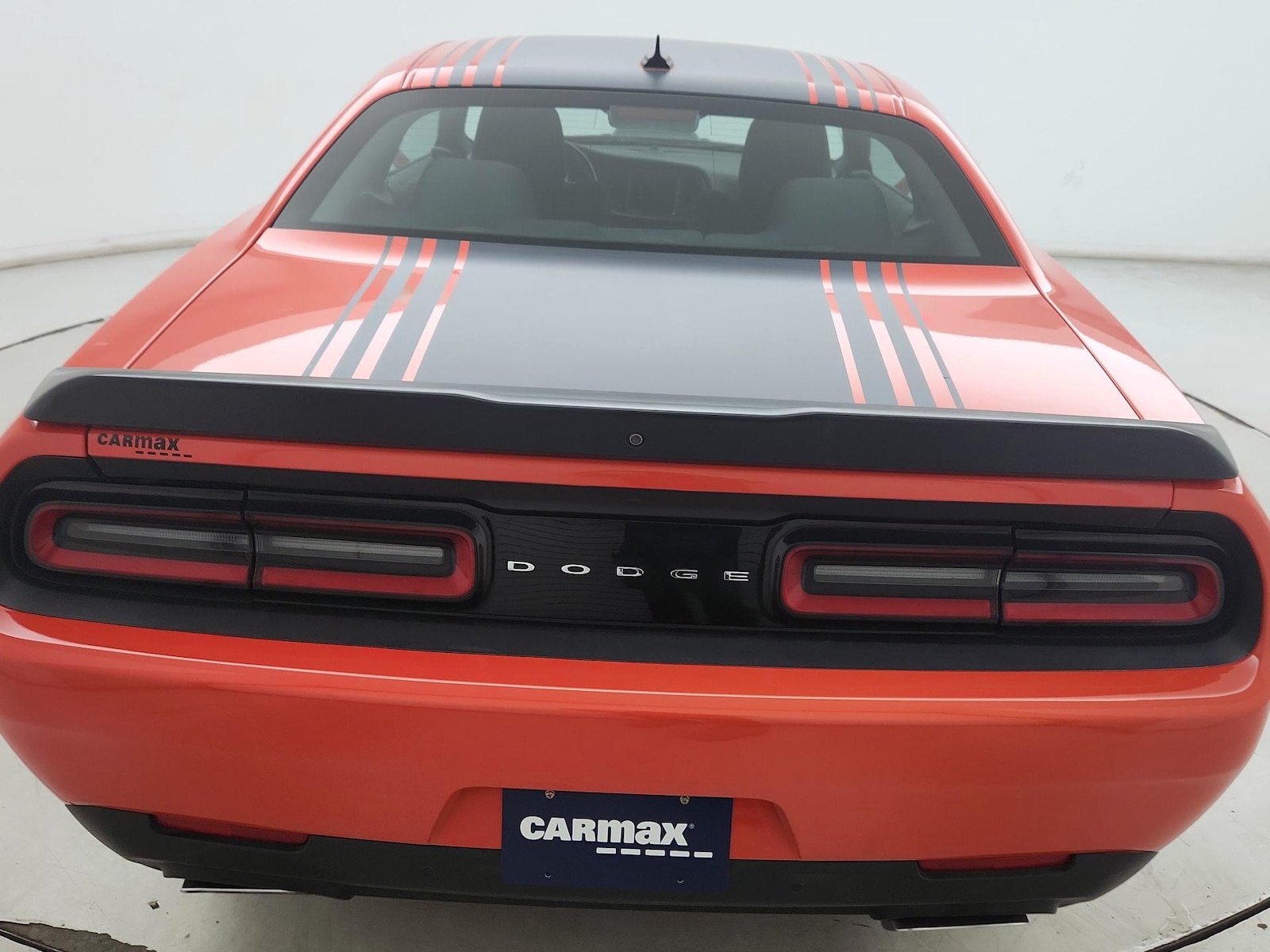 2016 Dodge Challenger R/T - Photo 6