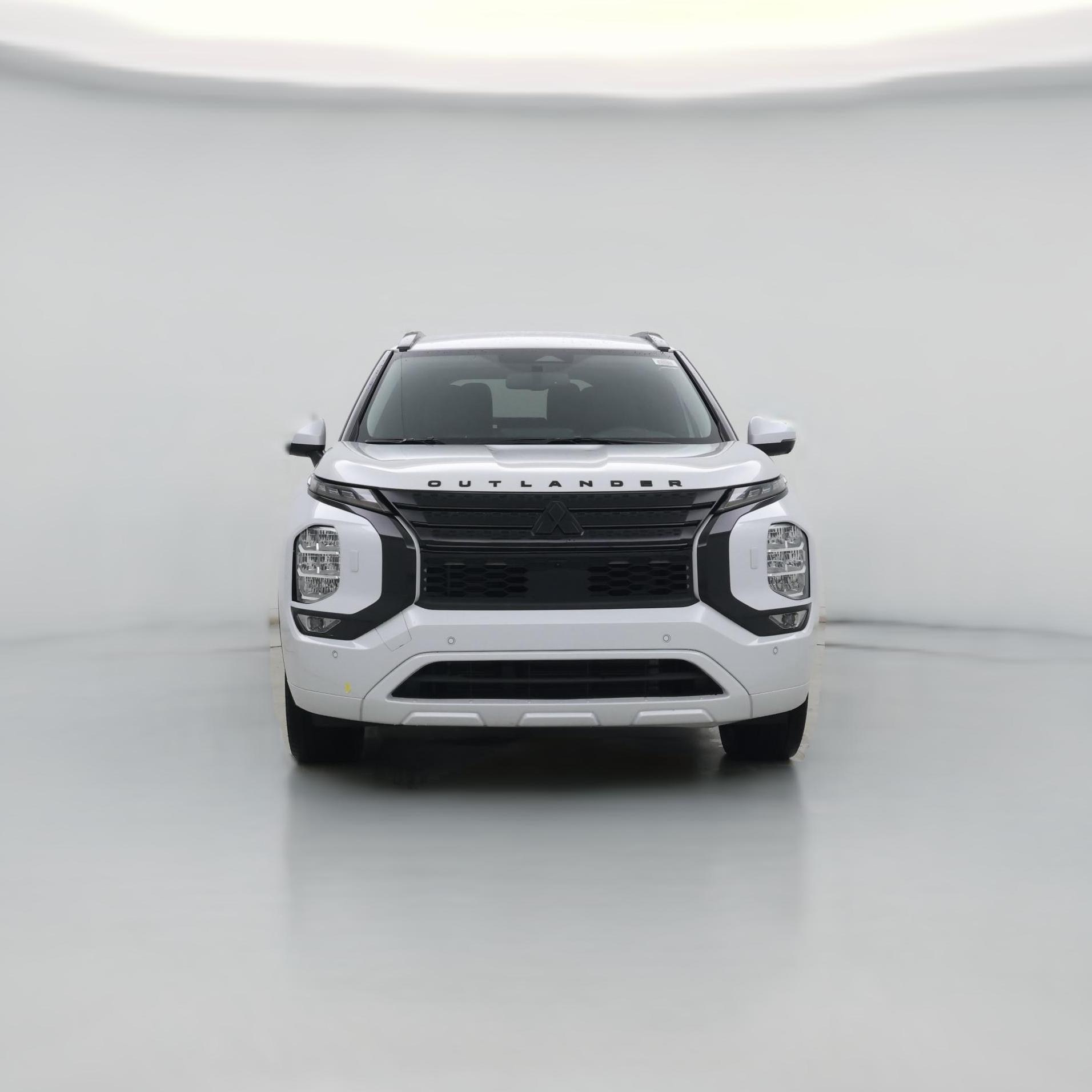 Thumbnail: 2022 Mitsubishi Outlander - 1