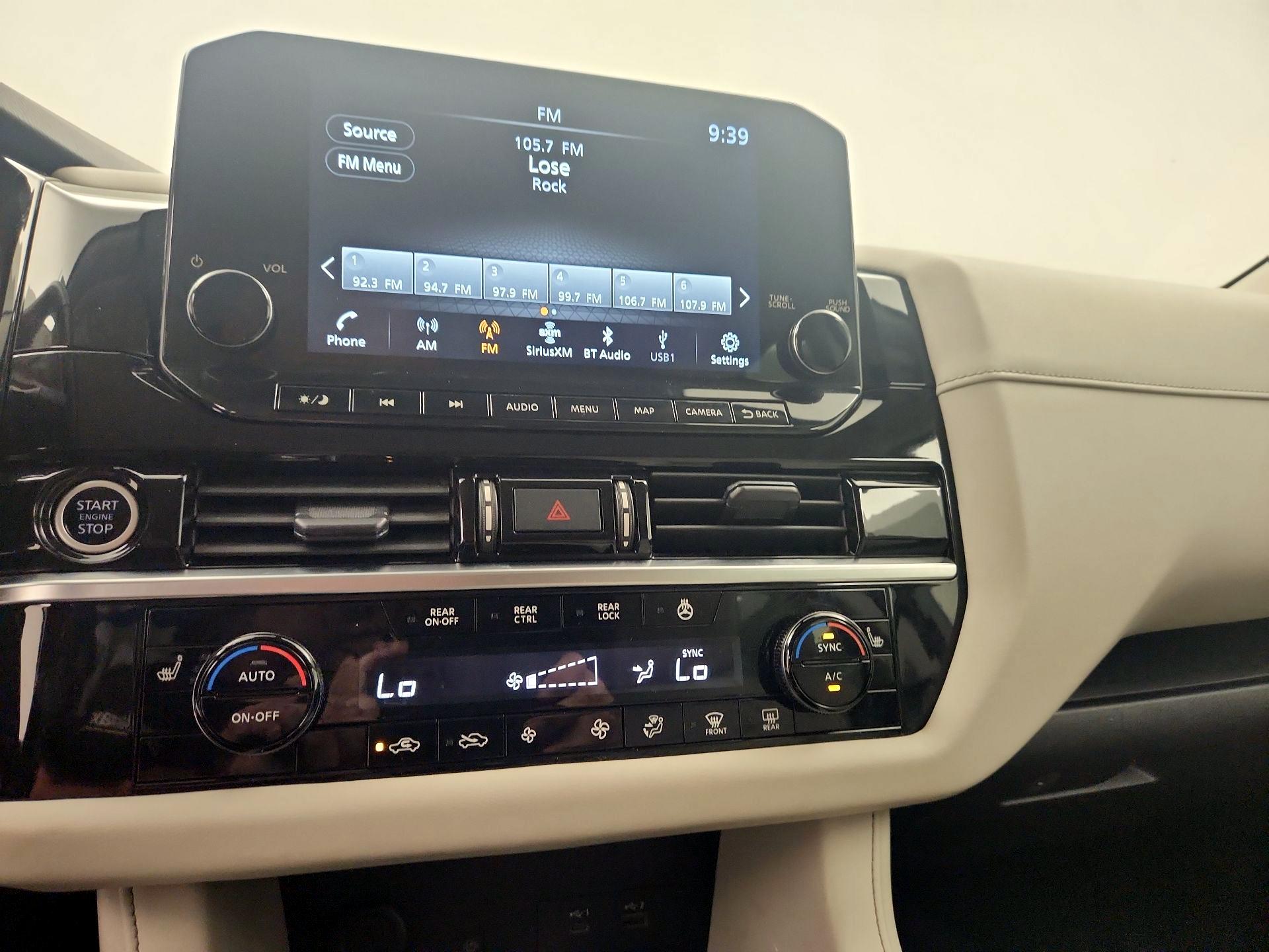 Thumbnail: 2023 Nissan Pathfinder - 16