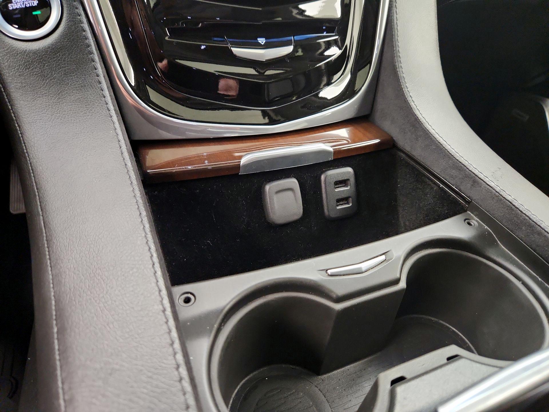 Thumbnail: 2019 Cadillac Escalade - 19