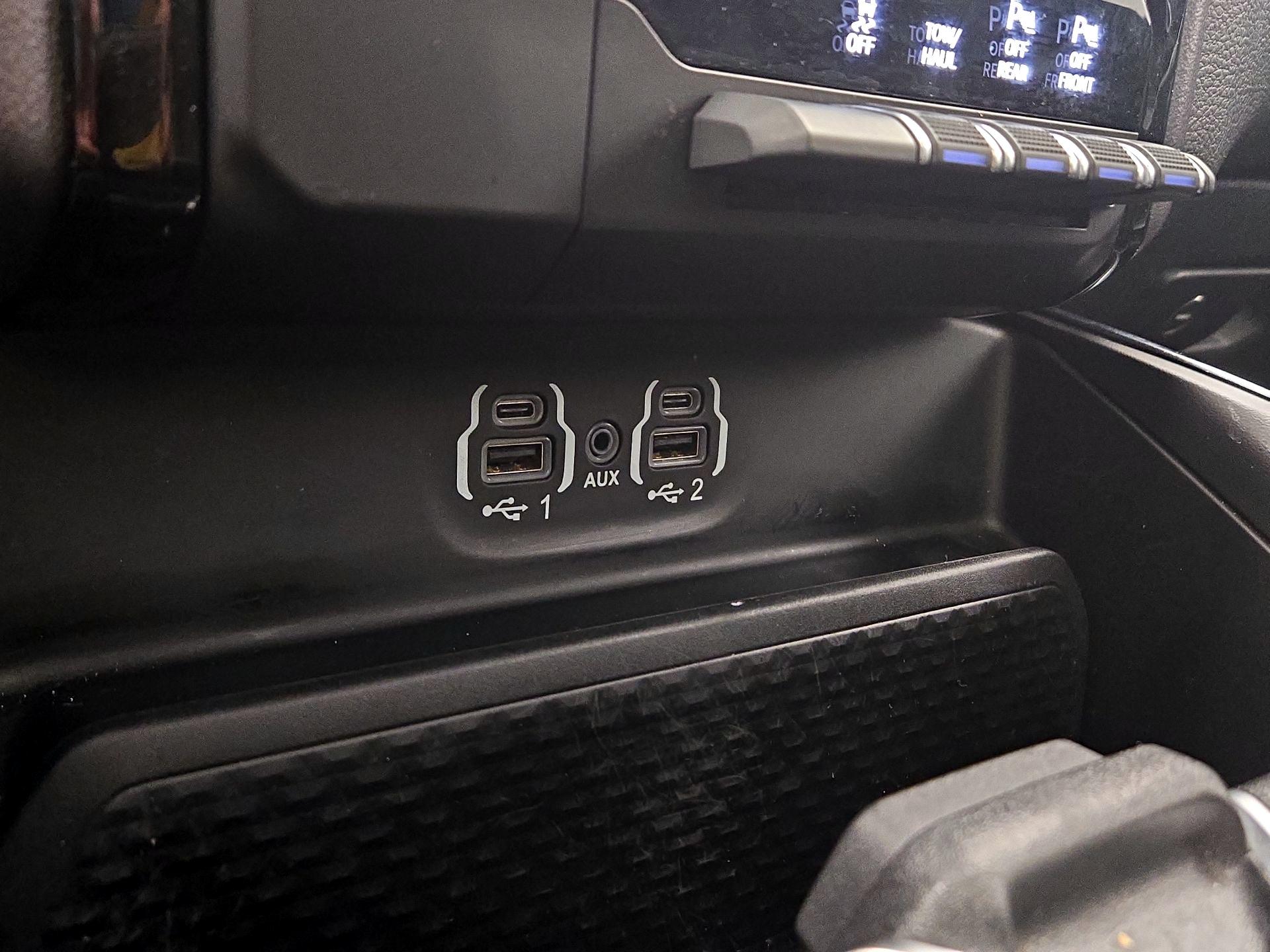 Thumbnail: 2023 RAM 1500 - 18